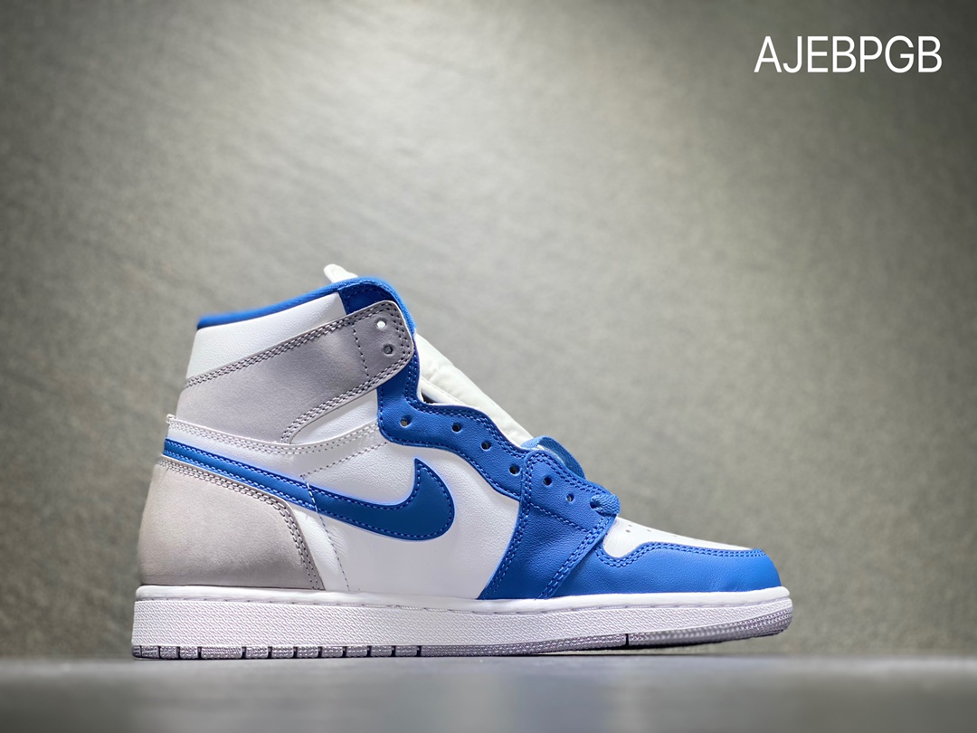 320 Air Jordan 1 乔丹1代 AJ1 黑绿漆皮 篮球鞋 FD1430-410