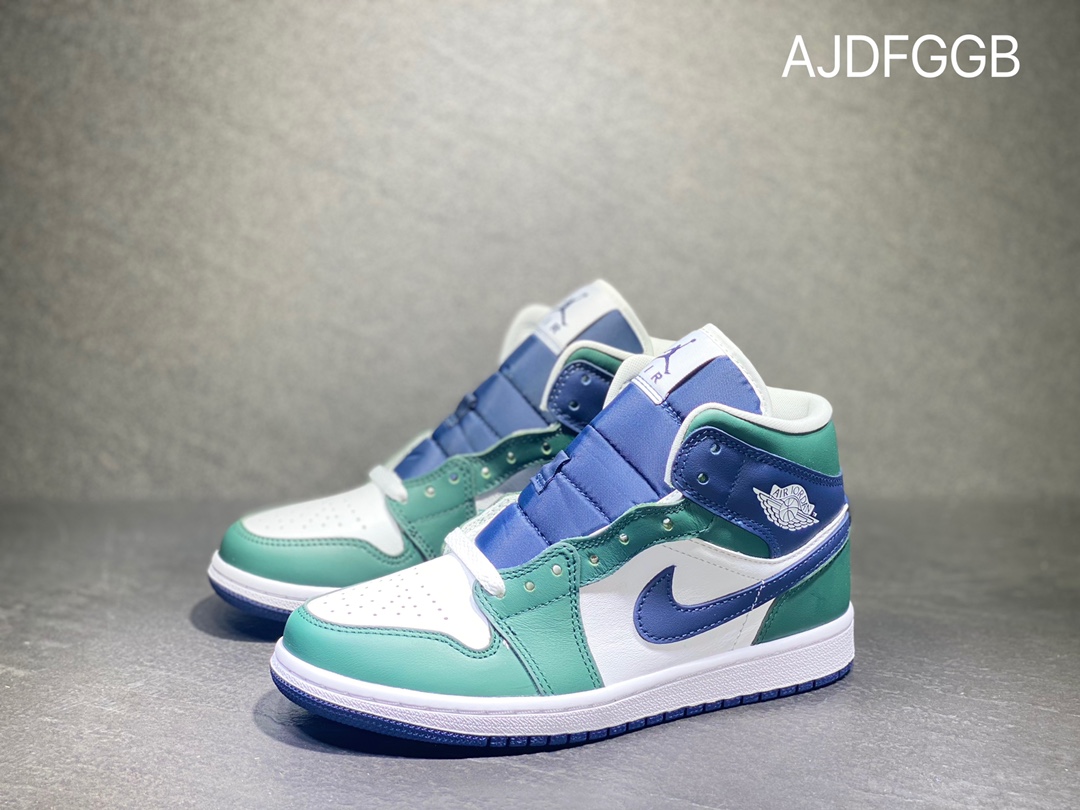 本地自取260 NIKE Air Jordan 1 mid乔丹中帮休闲板鞋 DZ5326-300