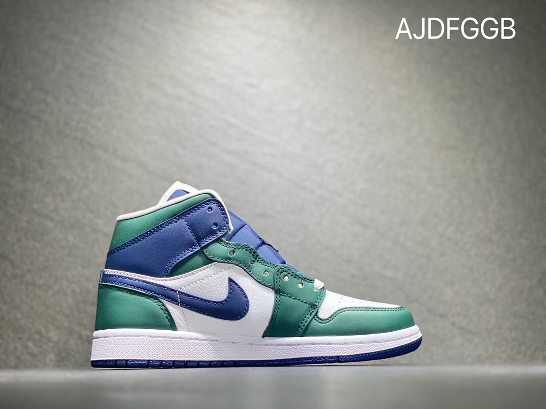本地自取260 NIKE Air Jordan 1 mid乔丹中帮休闲板鞋 DZ5326-300