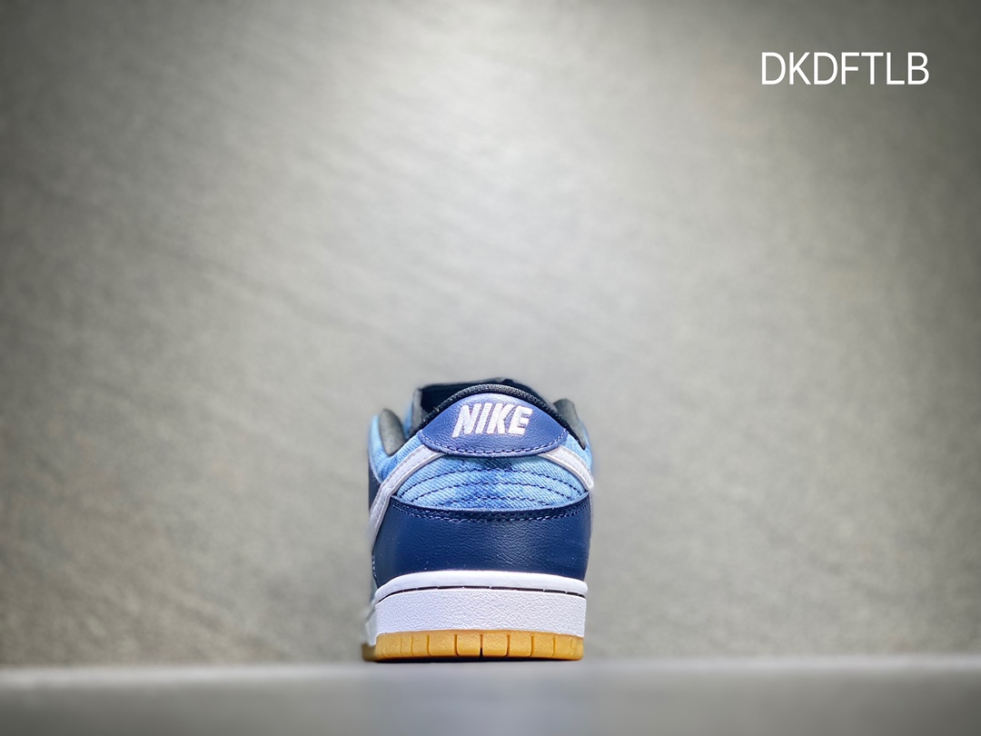 260 Nike SB dunk Low 低帮休闲运动滑板板鞋745954-014