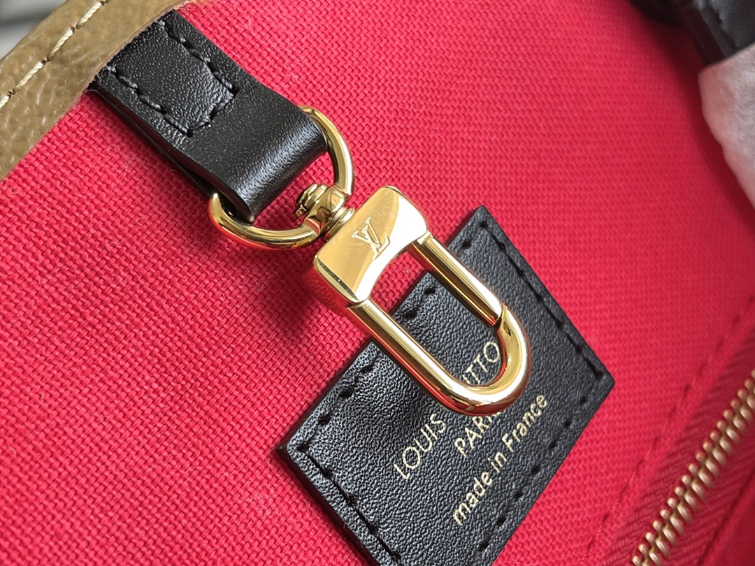 Louis Vuitton Haute Couture Classic Luxury Handbag Shoulder Crossbody 7