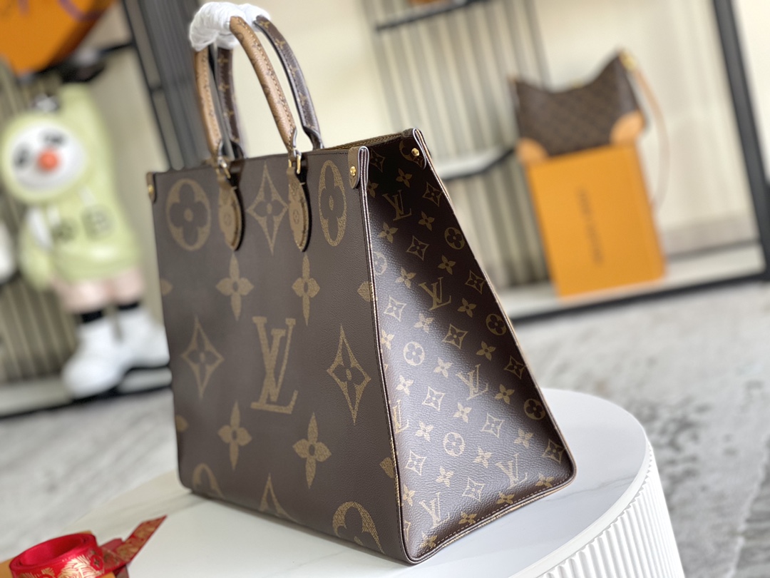 Louis Vuitton Haute Couture Classic Luxury Handbag Shoulder Crossbody 3