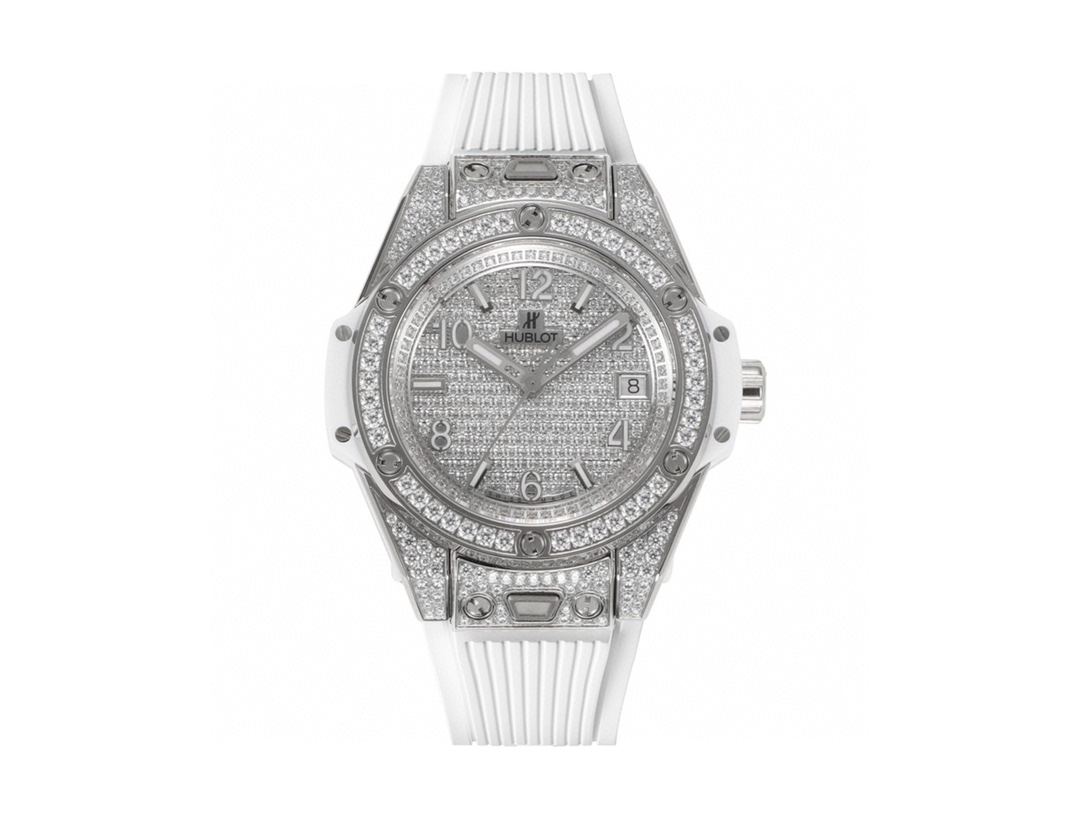 NO:384079,Produced by MS Full Diamond, White Shell, Gold Shell MS Factory Ingeniously produces romance, showing its charm. Hublot (Hengbao) Big Bang 'One-click' stainless steel rainbow watch HB1 HUBLOT Hublot is good at breaking traditional boundaries and harmoniously integrating different materials. The Big Bang 'One-click' watch combines the essence of timepieces and jewelry to illuminate the sense of freedom of fashionable shapes. The Big Bang 'One-click' 39mm stainless steel white pavé watch follows the distinctive personality of Hublot's iconic Big Bang watch, and blooms the eye-catching style that dares to break the conventional. The watch uses a fixed bezel, inlaid with dazzling diamonds, and is equipped with a HUB automatic winding movement, which plays the rhythm of time between the wrist. Pure authenticity - expresses the true self who is fearless and dares to love!  The best luxury recommendation for gifts, please be sure of MS exclusive quality,19860909MS 出品 满钻 白壳 金壳 MS Factory匠心出品 天生浪漫,尽展魅力 宇舶（恒宝）Big Bang“一键式”精钢彩虹 腕表 HB1 HUBLOT宇舶表擅长打破传统疆界,将不同材质和谐融合于一体,Big Bang“一键式”腕表将时计与珠宝的精髓相融合,以腕表点亮时尚造型的自由感.Big Bang“一键式”39毫米精钢白色密镶腕表沿袭了宇舶表标志性Big Bang腕表的鲜明个性,绽放敢于打破常规的瞩目风采.腕表采用固定表圈,镶嵌璀璨美钻,搭载 HUB自动上链机芯,于腕间奏响时间韵律.纯粹本真 – 表达无畏敢爱的真我！送礼最佳奢华推荐请认准MS 独家品质,,Watch