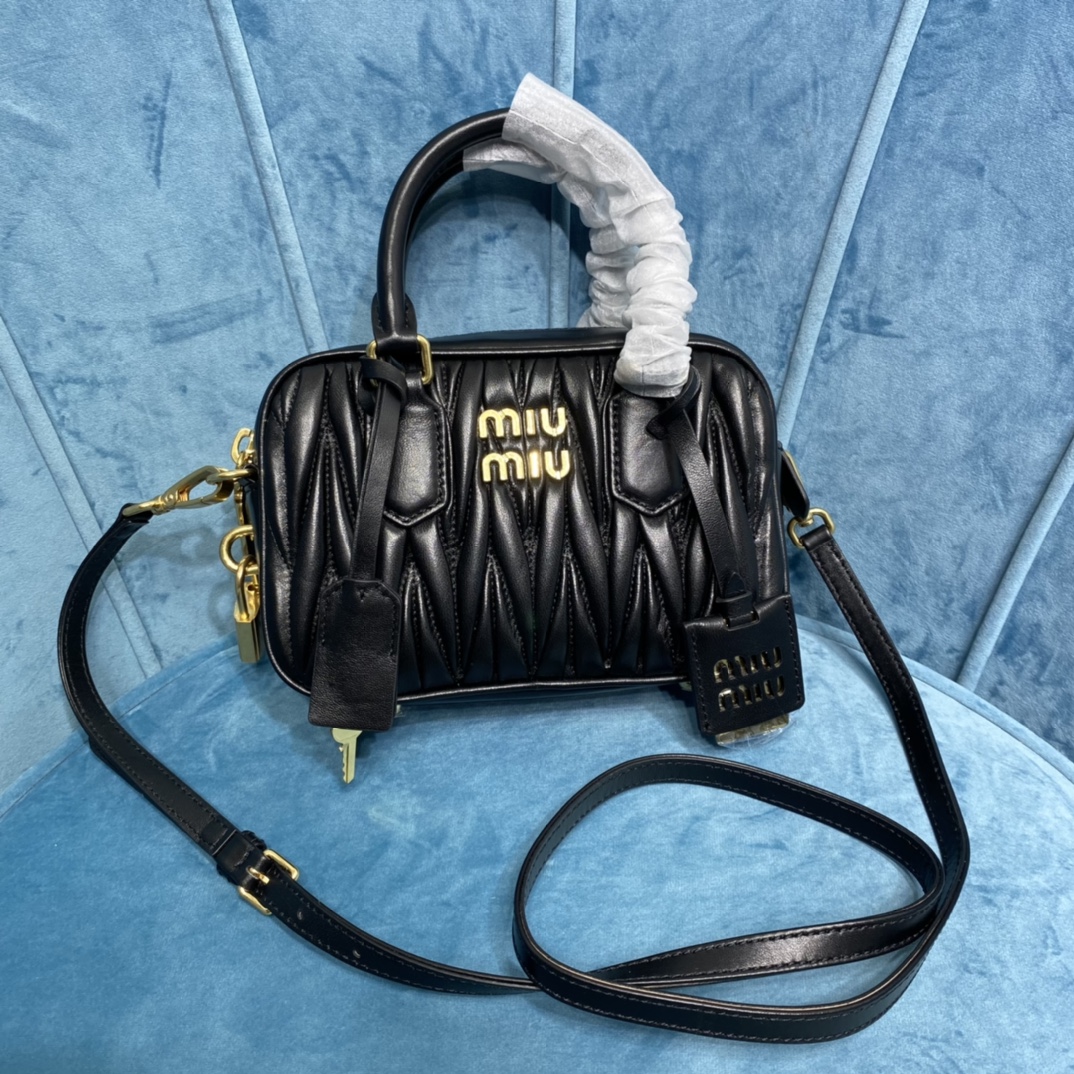 What’s the best place to buy replica
 MiuMiu Bags Handbags Frosted Lambskin Sheepskin Vintage