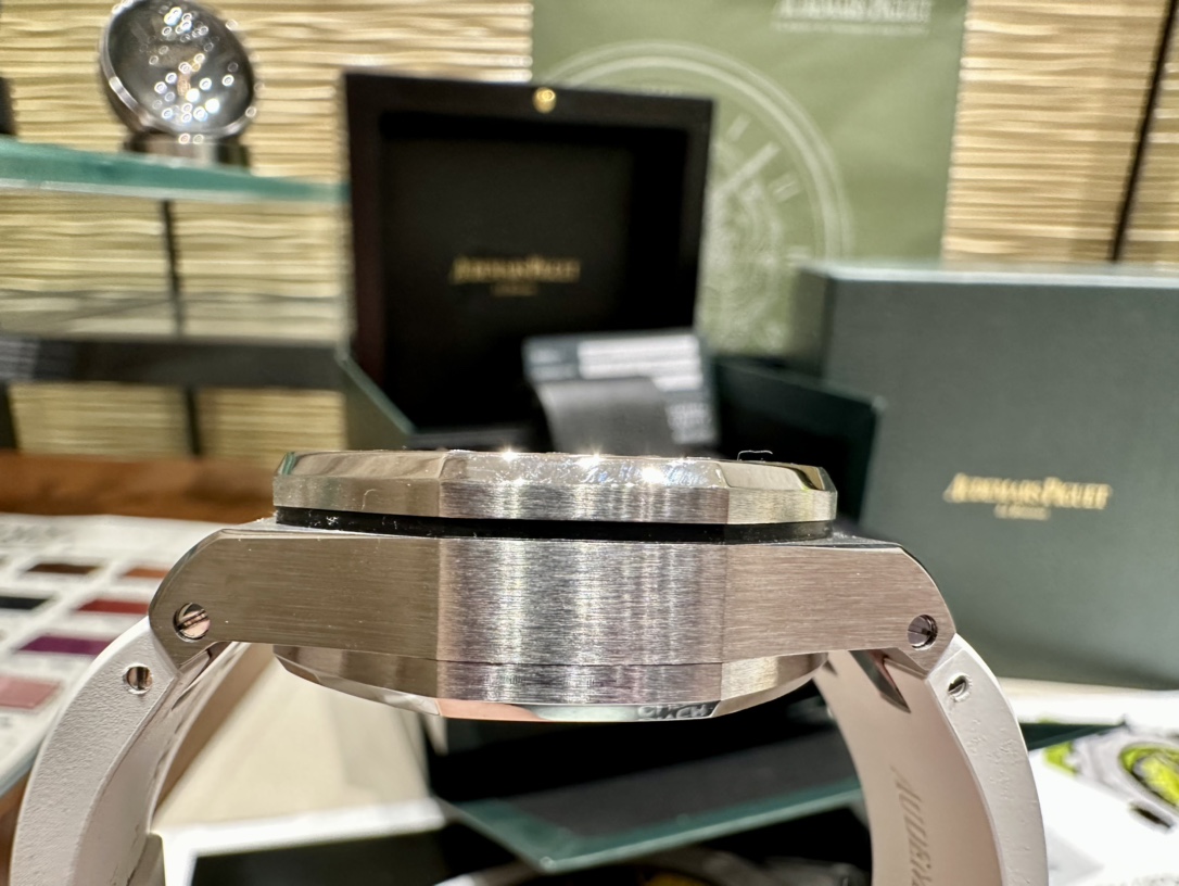 AP Royal Oaks Offshore 37mm Star Prince: Ultimate Mechanical Version, High Value, Precise Movement - 图片 6