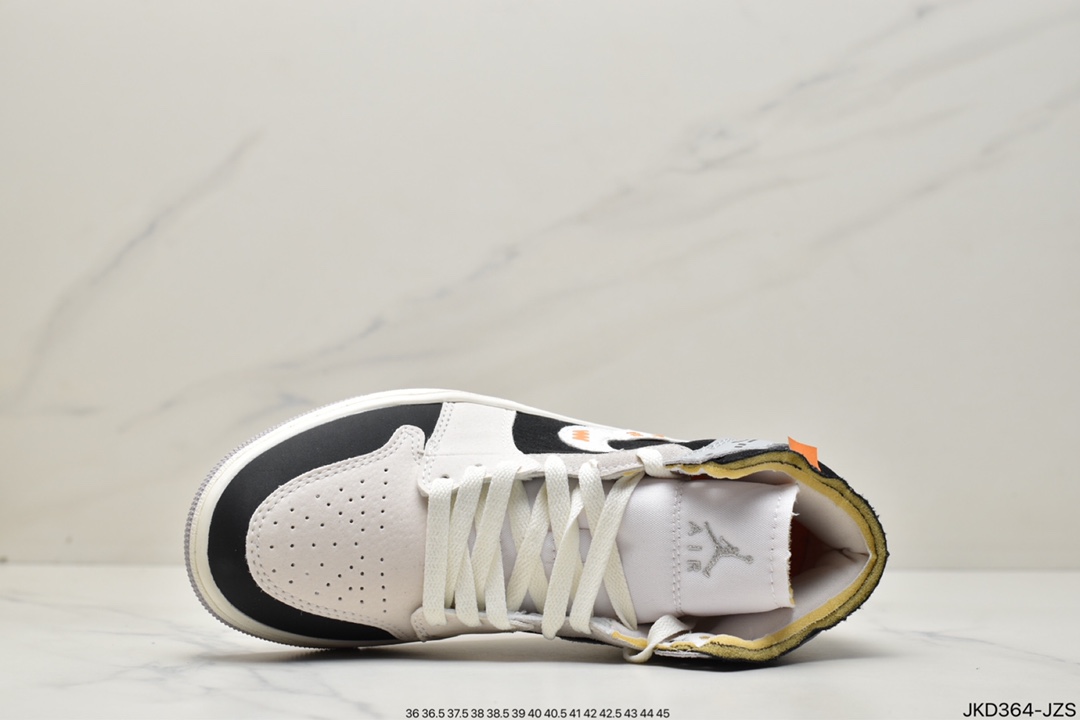 160 Air Jordan I Mid 'White and Phantom' 以 “inside out” 结构DM9652-100