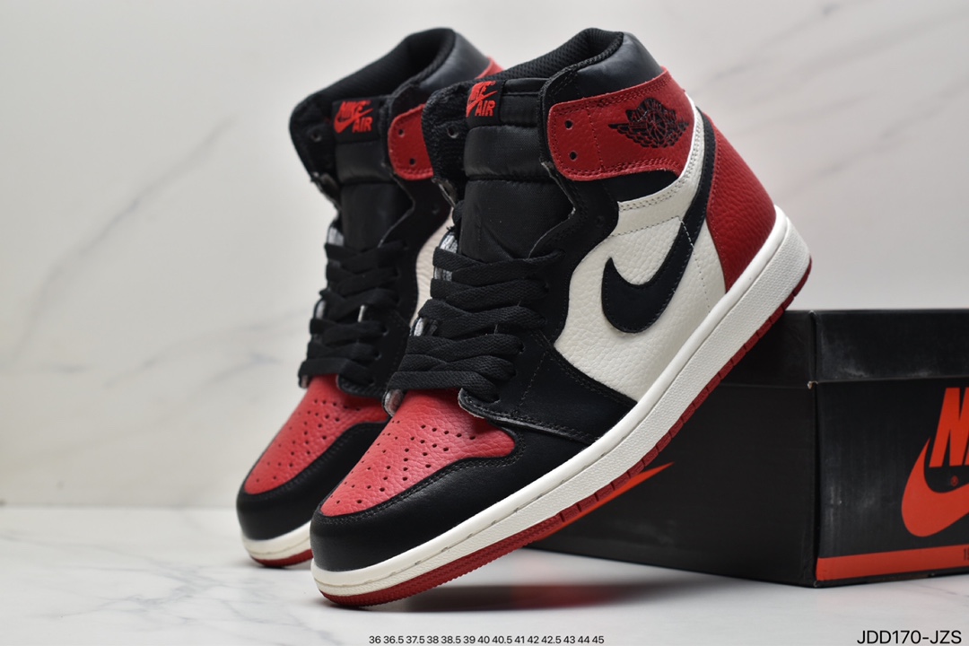 120 耐克Nike Air Jordan 1 Retro High OG”Black/White”AJ1代