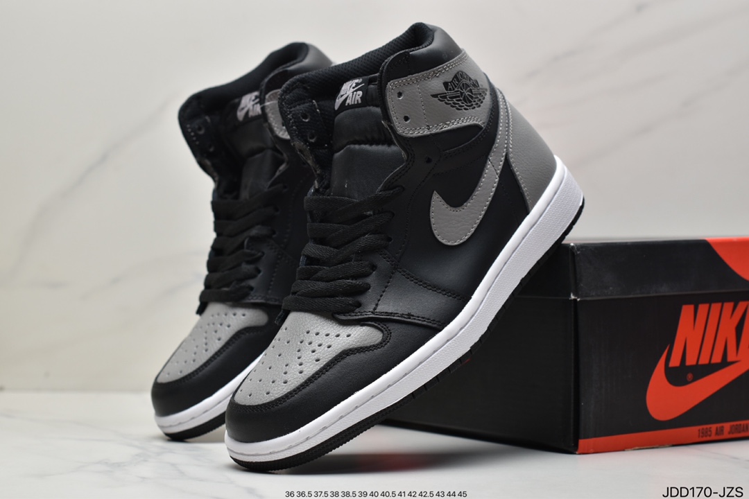 120 耐克Nike Air Jordan 1 Retro High OG”Black/White”AJ1代
