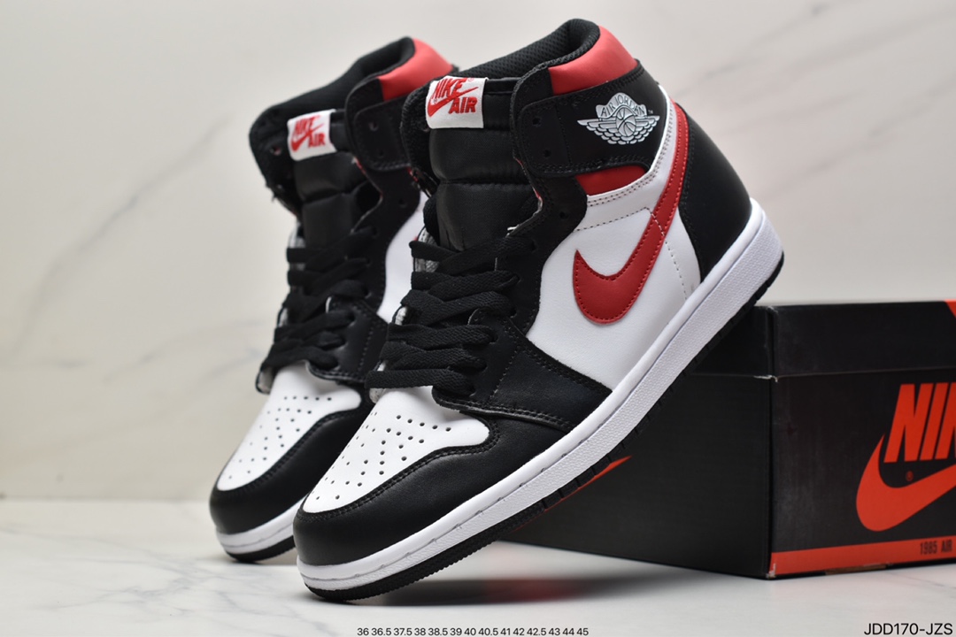 120 耐克Nike Air Jordan 1 Retro High OG”Black/White”AJ1代