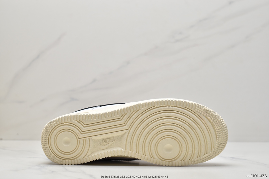 135 耐克Nike Air Force 1 Low 空军一号低帮百搭休闲运动板鞋DX3357-100