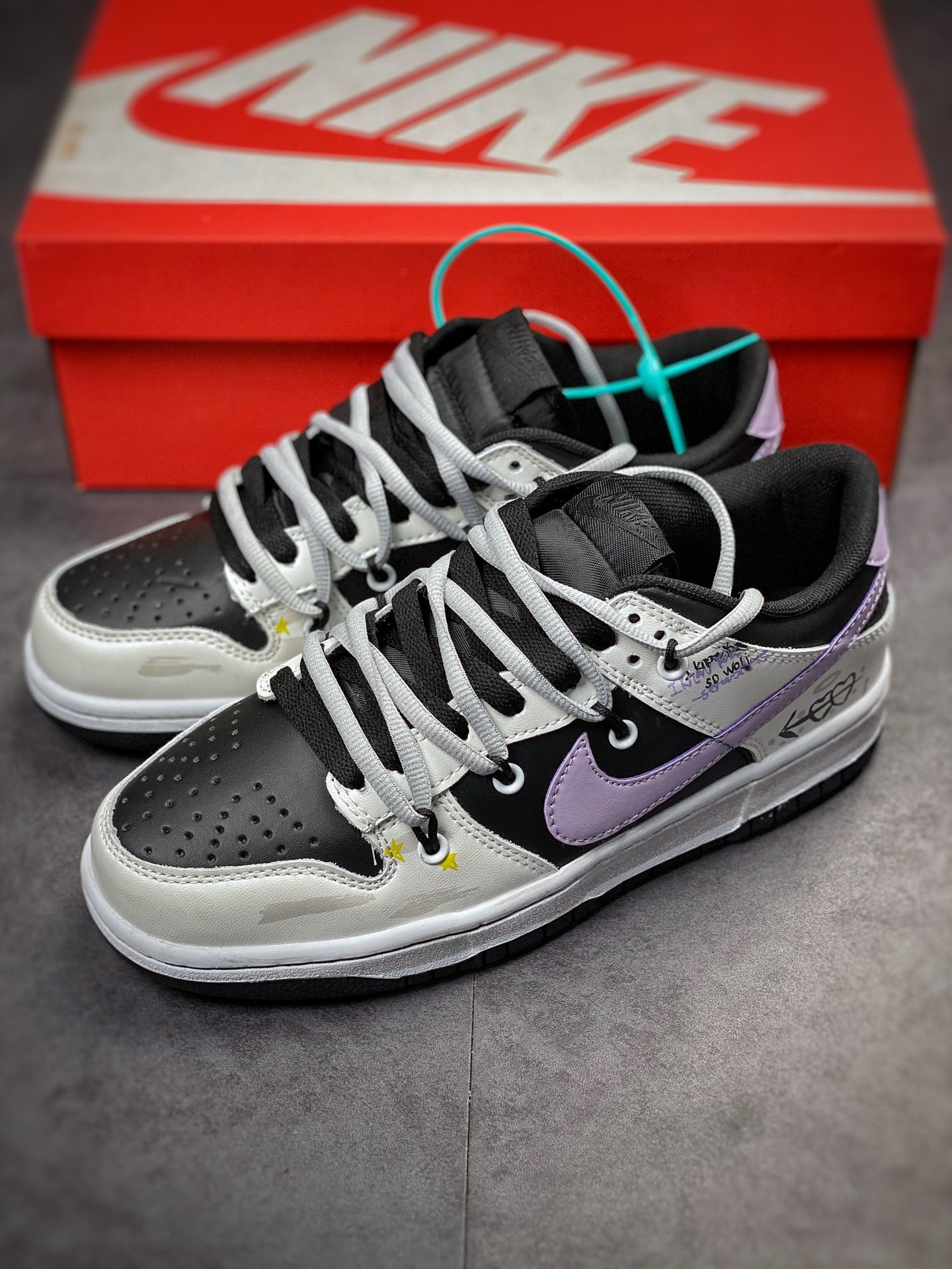 NIKE SB Dunk Low 黑灰紫绑带 DH9765-002