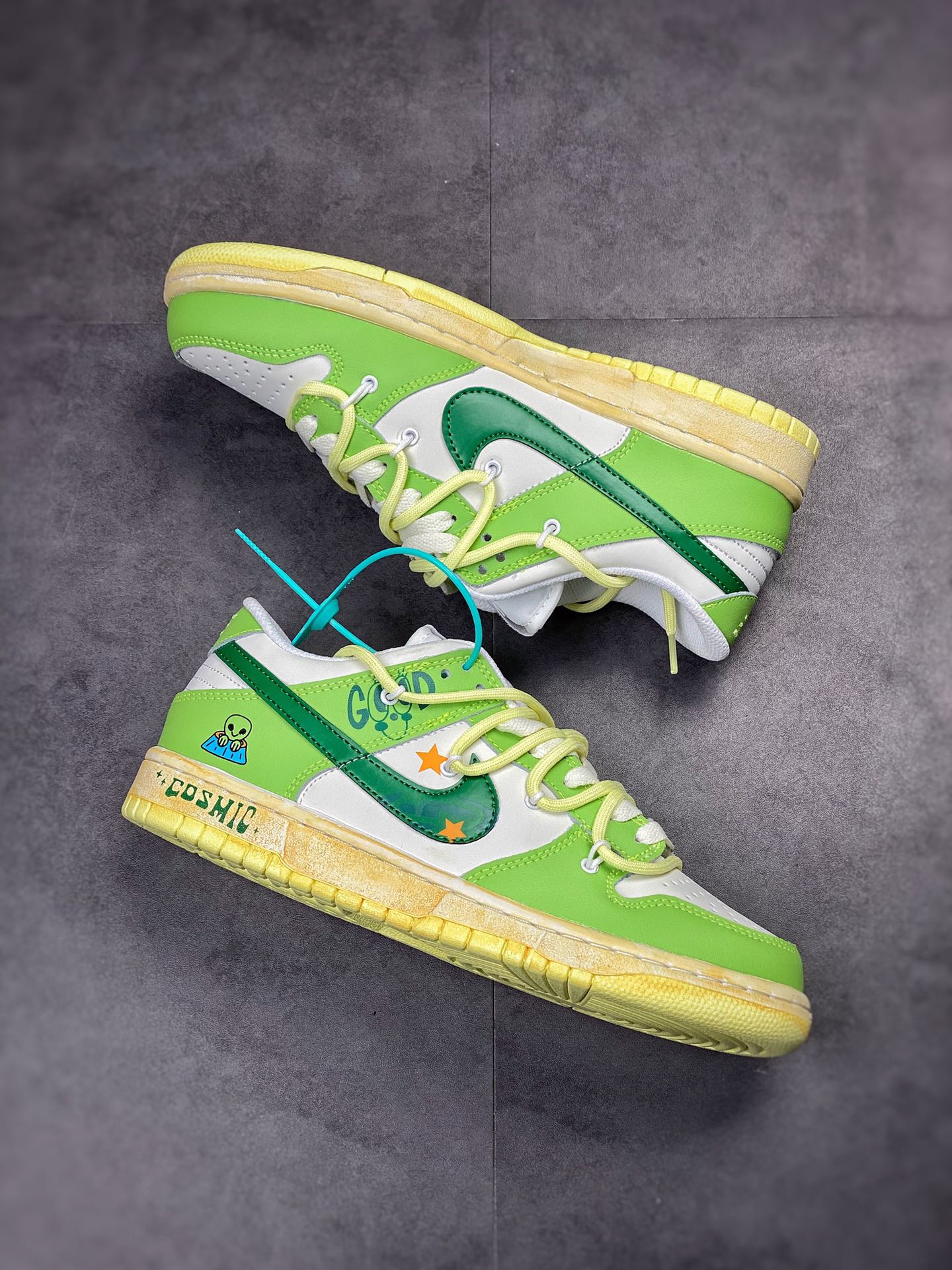 NIKE SB Dunk Low Apple Green Strap DH9765-100-Top High Quatity Cheap Sneakers Fashion Clothing Clothes Bags handbags Shoes of all Brand wholesale With The best Quality And Beautiful Price from China Factory Chinese suppliers wholesaler seller NIKE SB Dunk Low Apple Green Strap DH9765-100