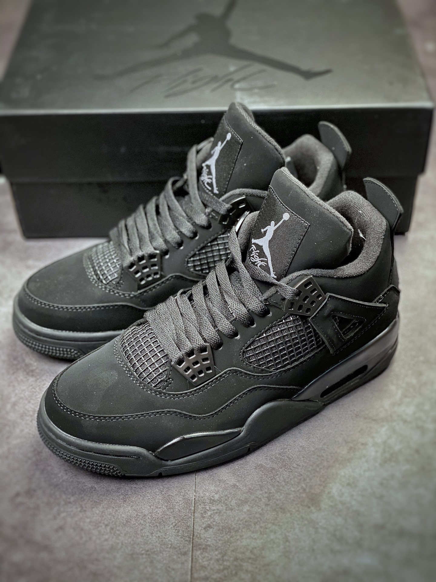 Air Jordan 4 Retro Black Cat CU1110-010