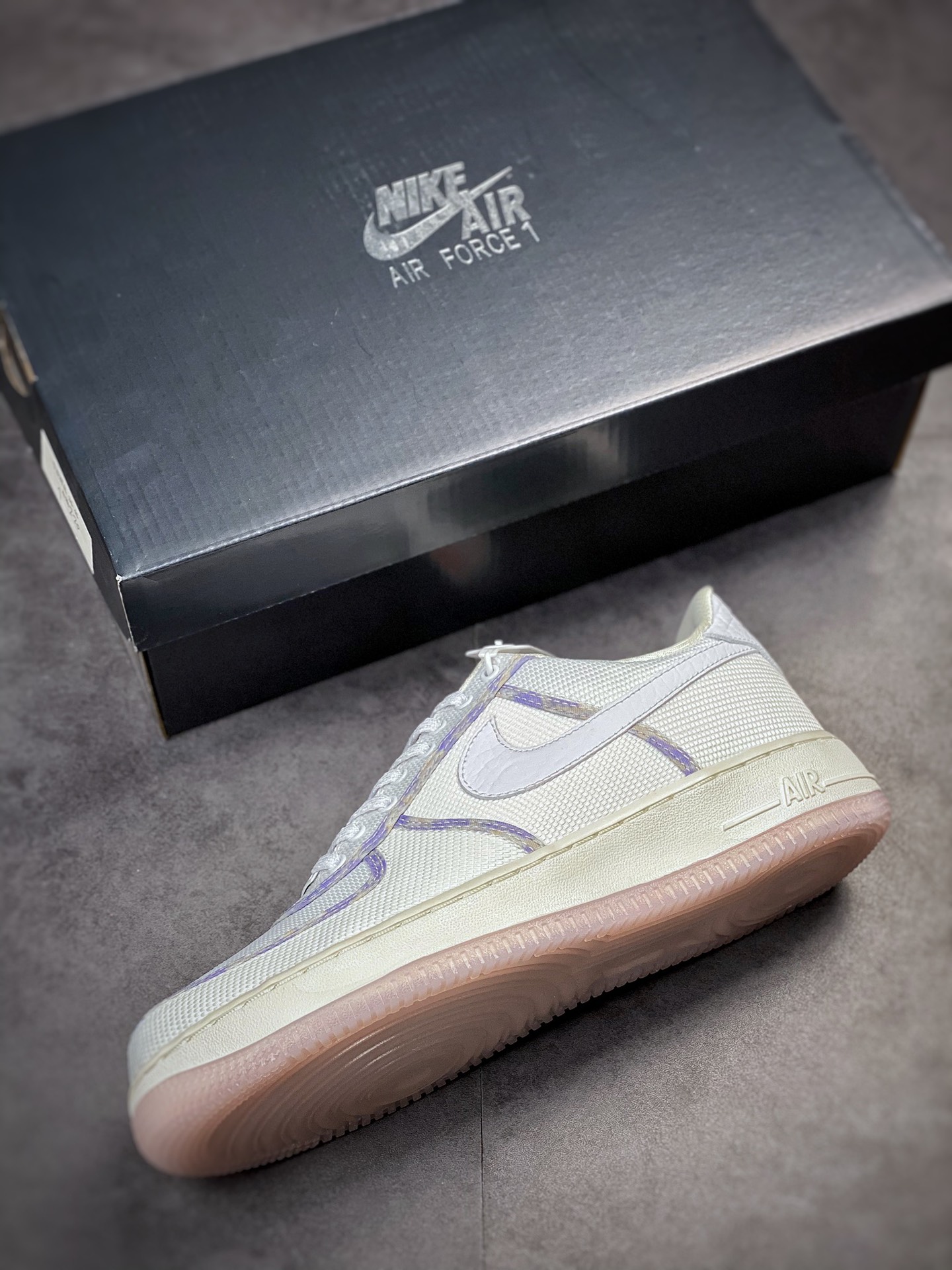 Nike Air Force 1 Low 07 White Purple DV6136-100-Top High Quatity Cheap Sneakers Fashion Clothing Clothes Bags handbags Shoes of all Brand wholesale With The best Quality And Beautiful Price from China Factory Chinese suppliers wholesaler seller Nike Air Force 1 Low 07 White Purple DV6136-100
