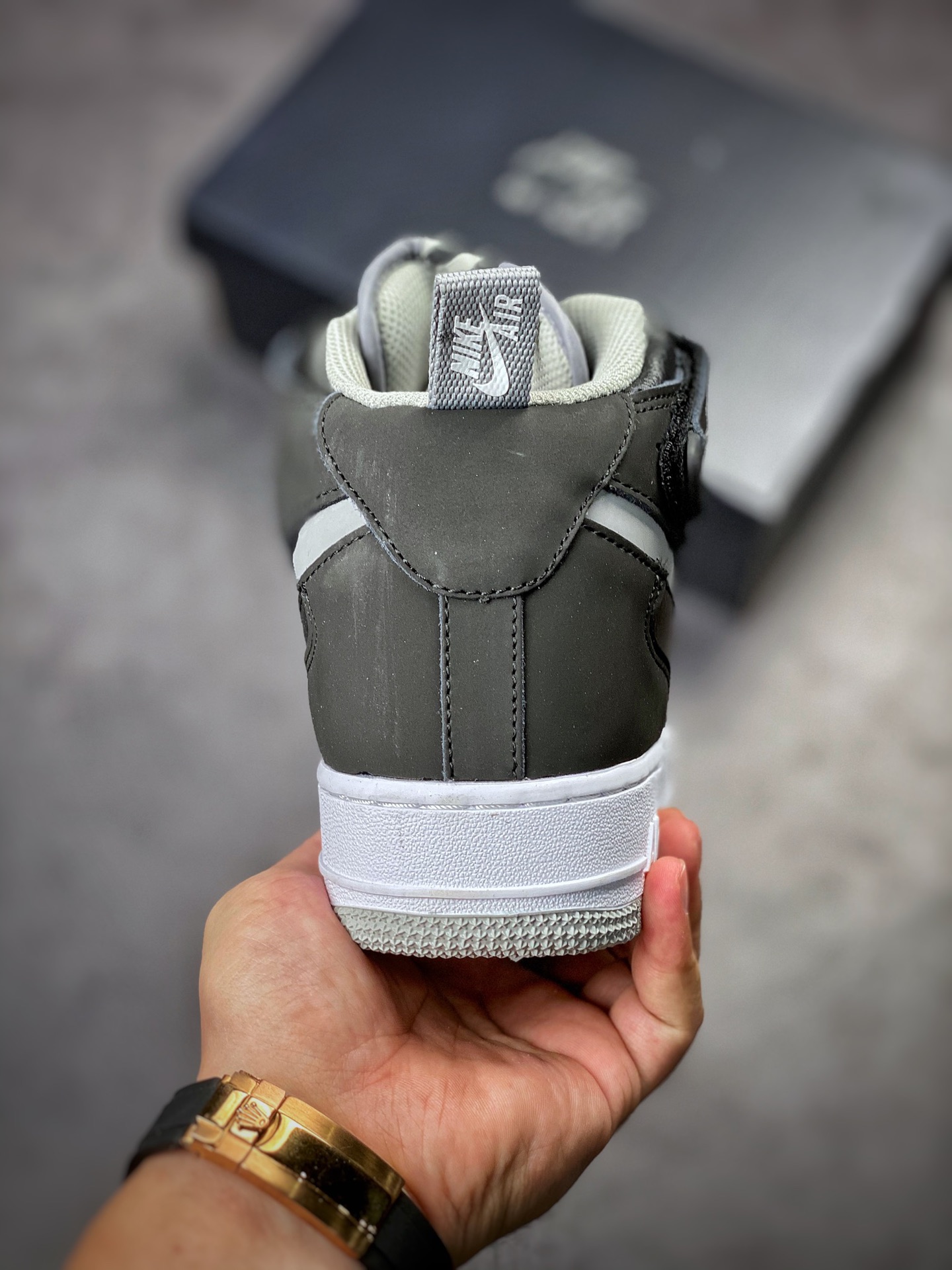 Nike Air Force 1 Mid shadow gray help BQ6819-008-Top High Quatity Cheap Sneakers Fashion Clothing Clothes Bags handbags Shoes of all Brand wholesale With The best Quality And Beautiful Price from China Factory Chinese suppliers wholesaler seller Nike Air Force 1 Mid shadow gray help BQ6819-008