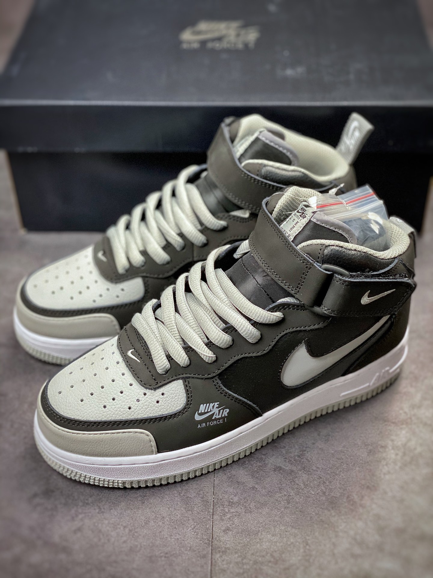 Nike Air Force 1 Mid shadow gray help BQ6819-008-Top High Quatity Cheap Sneakers Fashion Clothing Clothes Bags handbags Shoes of all Brand wholesale With The best Quality And Beautiful Price from China Factory Chinese suppliers wholesaler seller Nike Air Force 1 Mid shadow gray help BQ6819-008