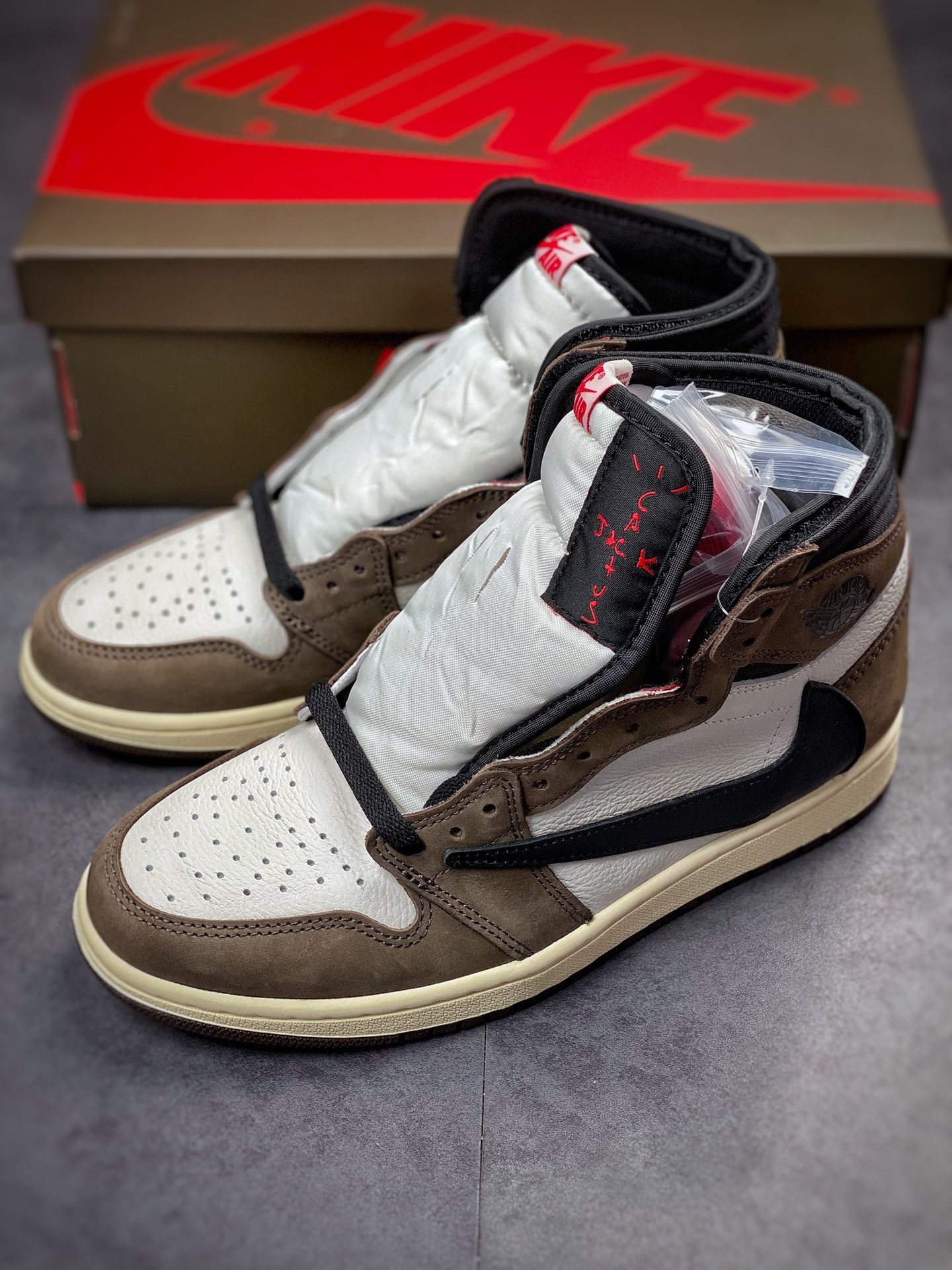 Travis Scott x Air Jordan 1 High OG SP Barb Dark Brown CD4487-100-Top High Quatity Cheap Sneakers Fashion Clothing Clothes Bags handbags Shoes of all Brand wholesale With The best Quality And Beautiful Price from China Factory Chinese suppliers wholesaler seller Travis Scott x Air Jordan 1 High OG SP Barb Dark Brown CD4487-100