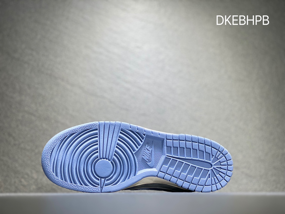 320 Nike SB dunk Low 低帮休闲运动滑板板鞋 DR3369-526