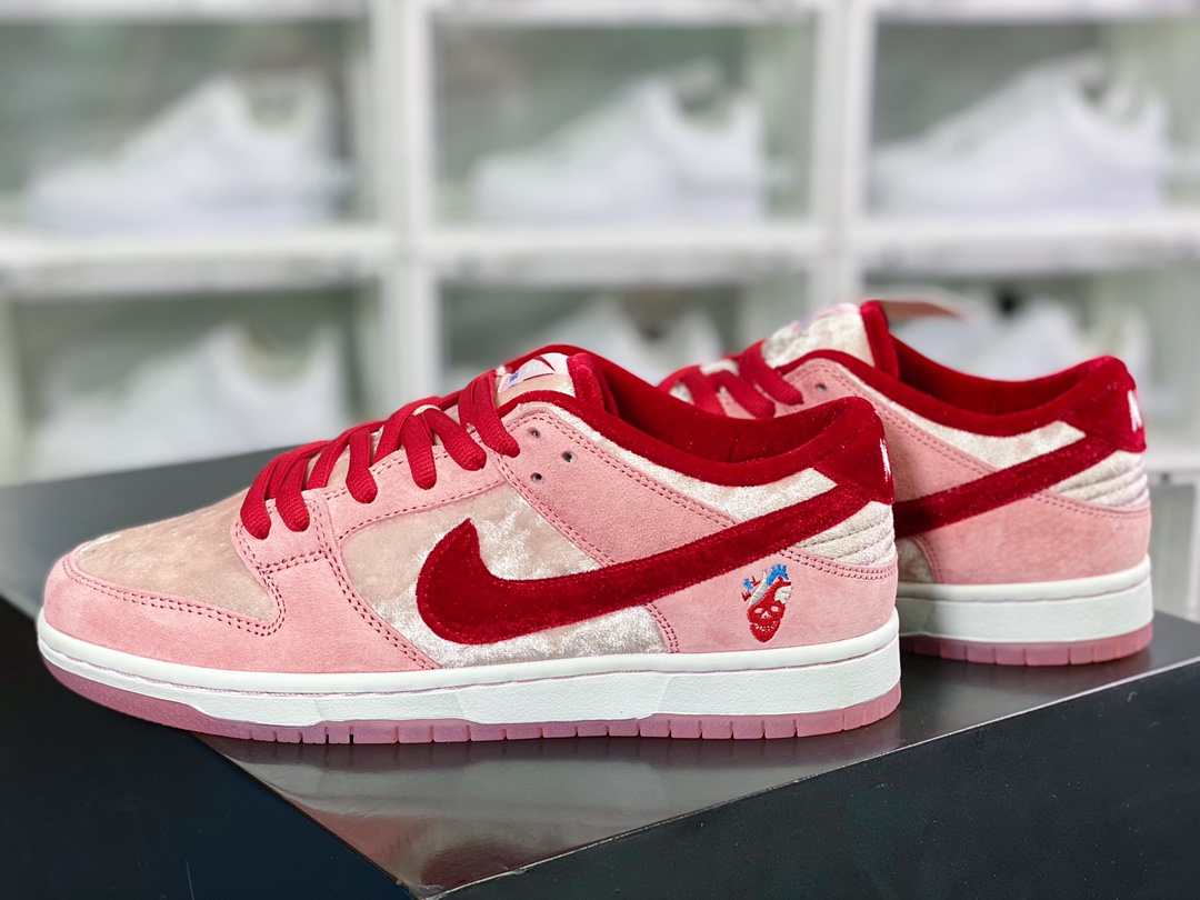 260 StrangeLove x Nike SB Dunk Low”Valentine's Day”扣篮CT2552-800