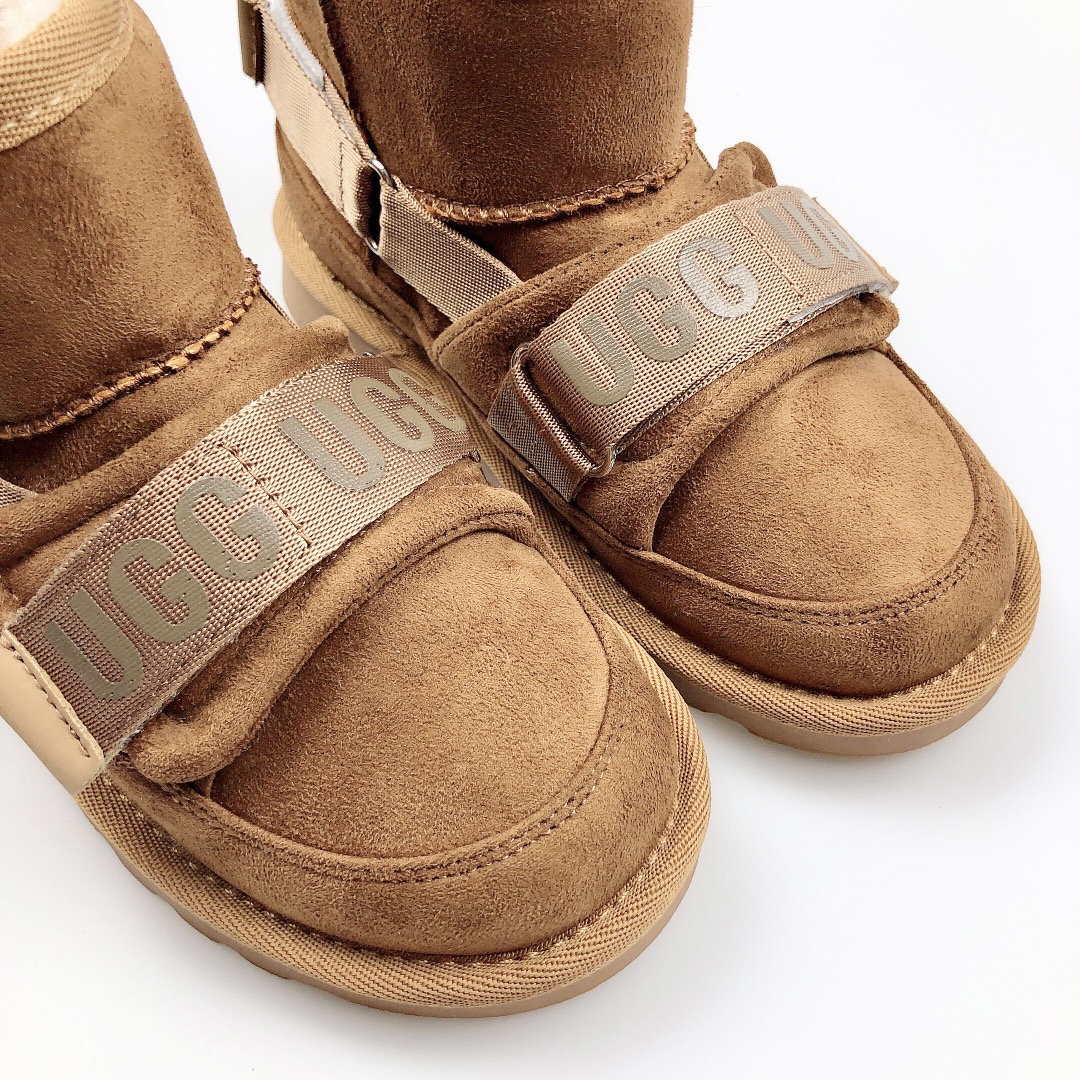 图片[6]-🍒UGG2822 爆版周冬雨新款机车雪地靴秋冬新款加绒加厚时尚潮流棉鞋💘 💘儿童时尚平底魔术贴雪地靴短筒防滑保暖厚底一脚蹬百搭童鞋网红短靴 🍎材料：牛皮+羊毛混纺 😘颜色：黑色，栗色，巧色 🌹号码：26-35-选品中心