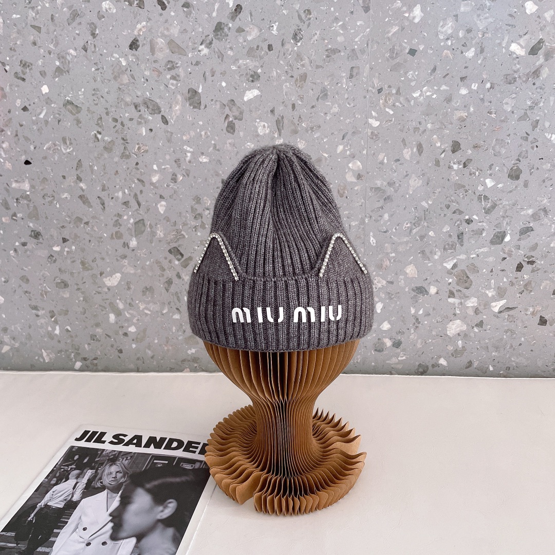 MiuMiu Hats Knitted Hat Knitting Fall/Winter Collection