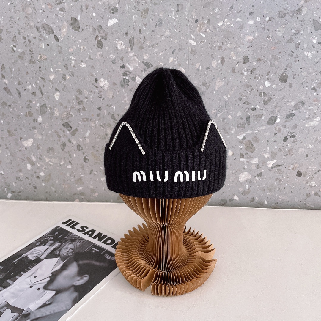 MiuMiu Hats Knitted Hat Knitting Fall/Winter Collection