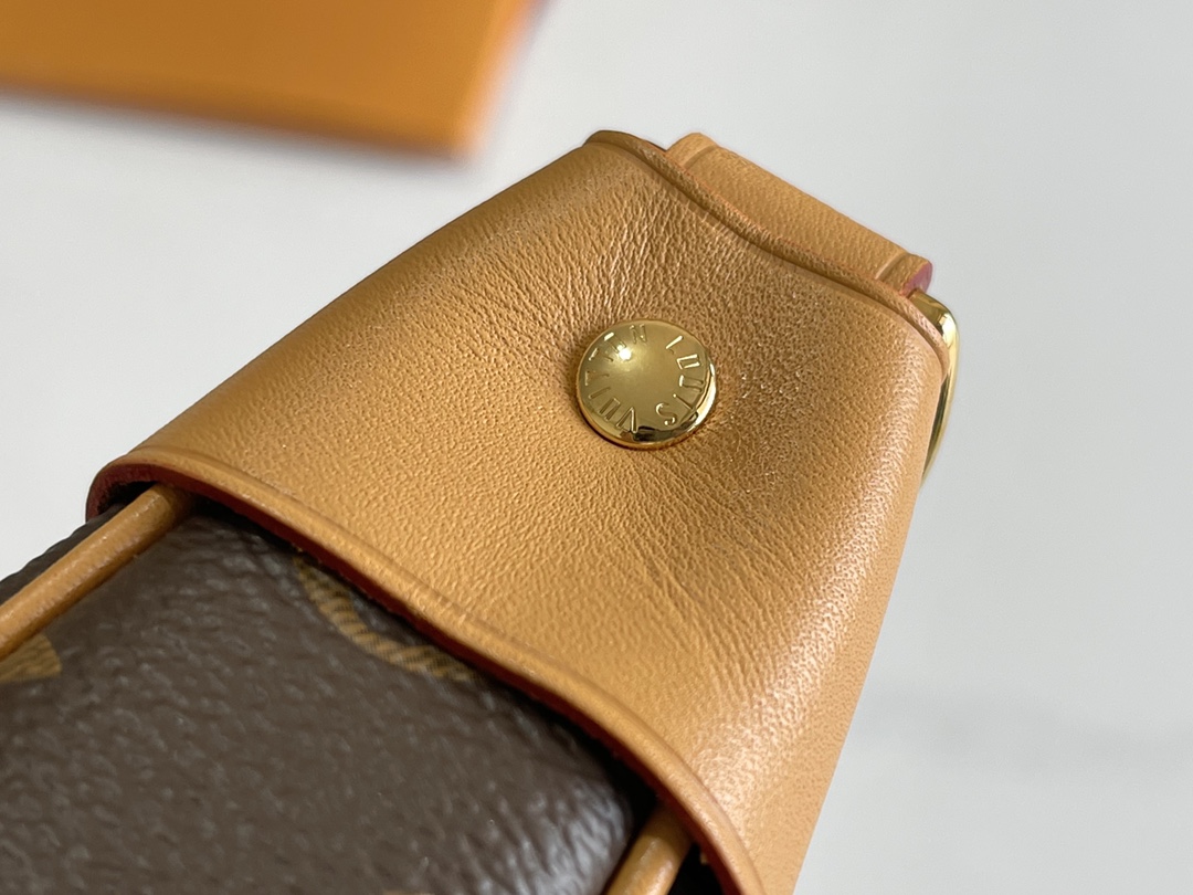 Louis Vuitton Haute Couture Classic Luxury Handbag Shoulder Crossbody 8