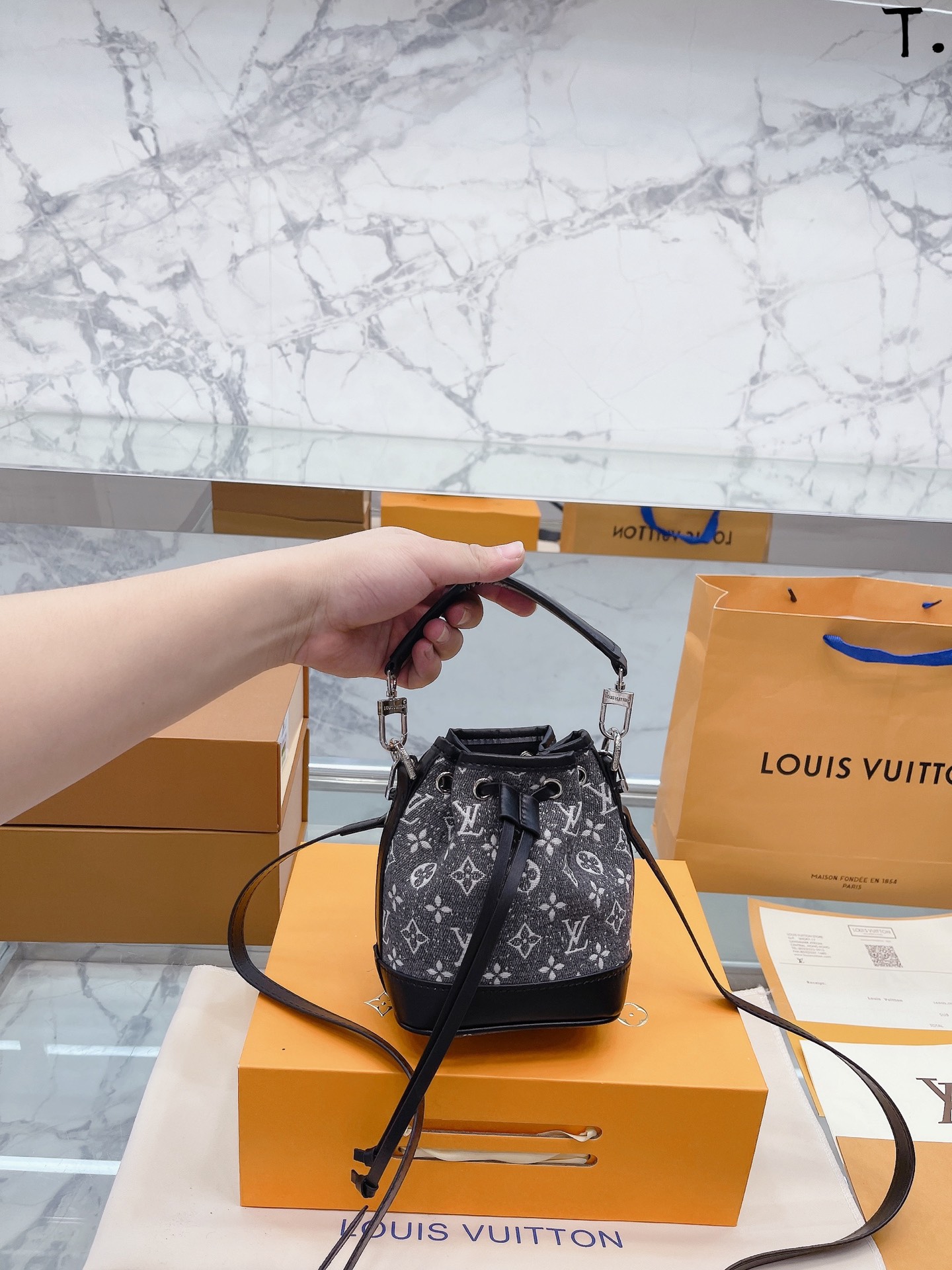 Louis Vuitton Bucket Bags Black Mini