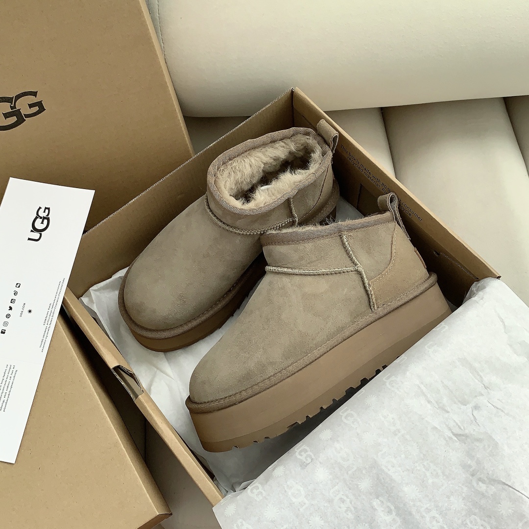 [UGG Women