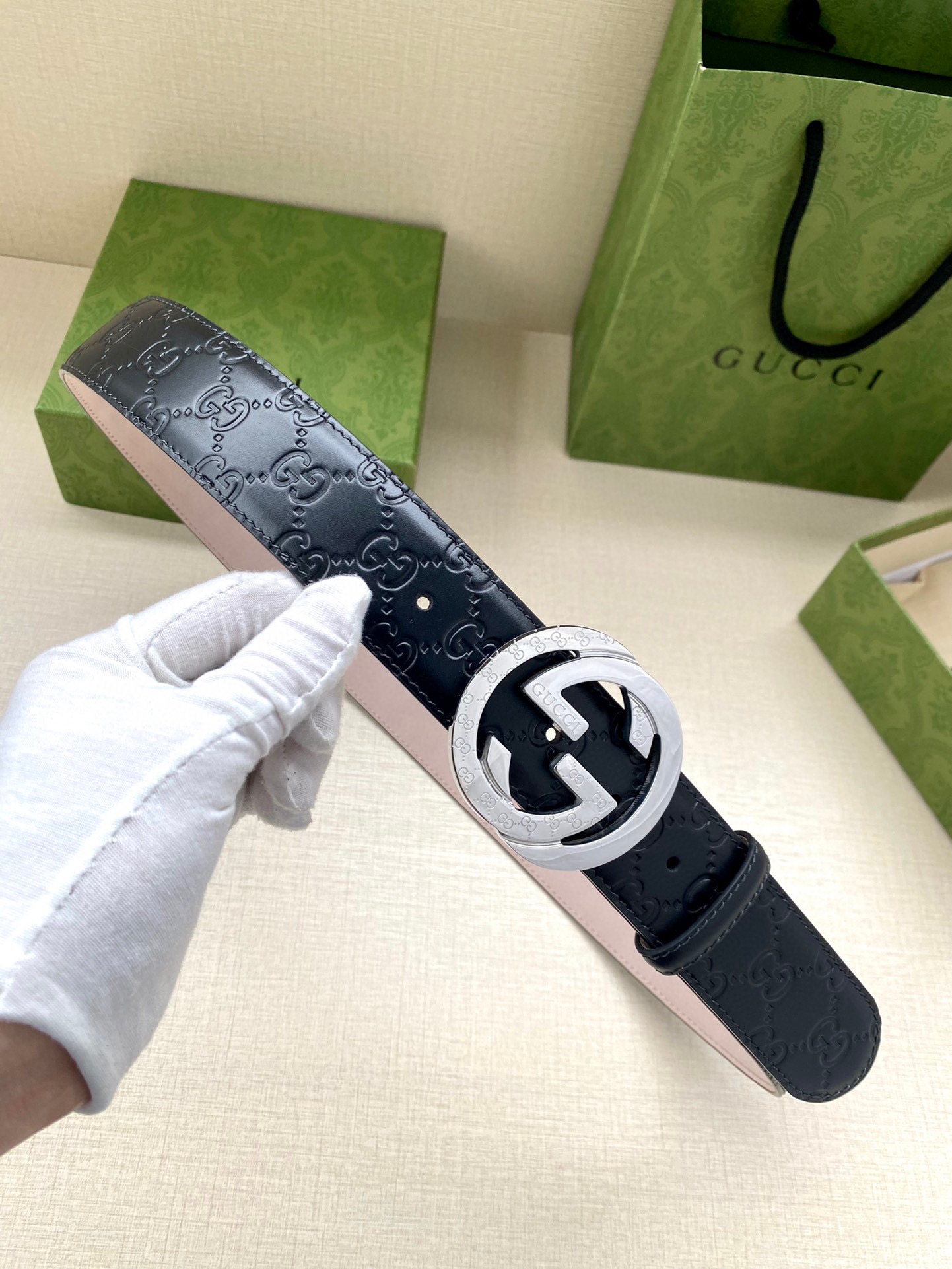 Gucci Style Blue Leather Men's Belts Lookbook Reference image 1