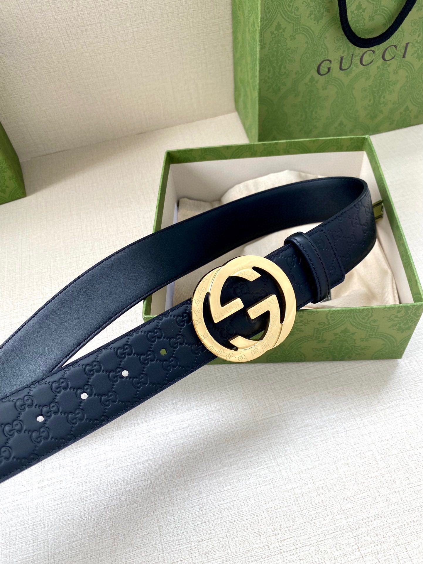 Gucci Style Blue Leather Men's Belts Lookbook Reference image 2