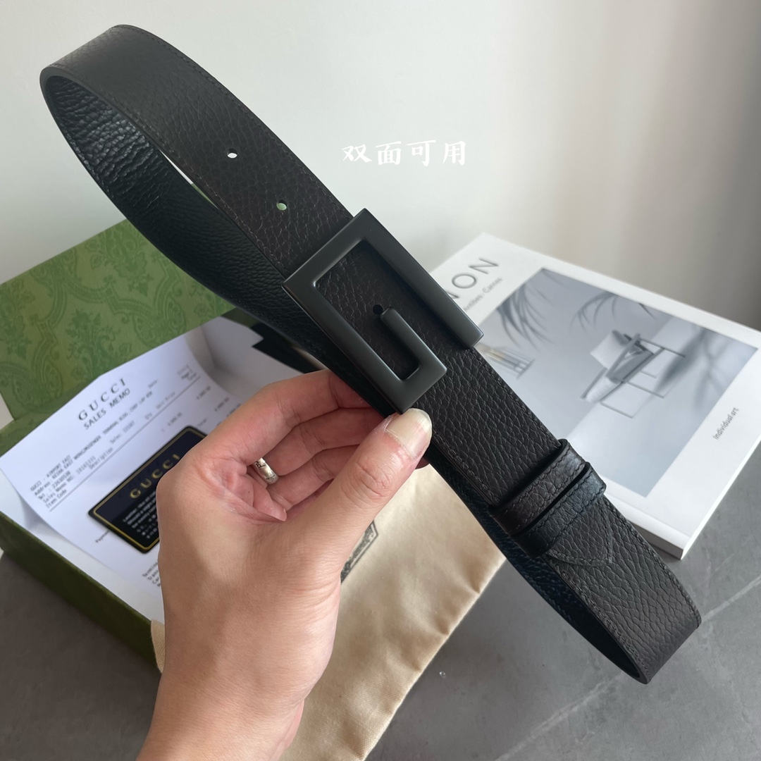 Gucci专柜最新款双面进口原厂牛皮材质宽度3.5cm方形G搭扣双面可用/可裁剪带条颜色-黑配深咖啡