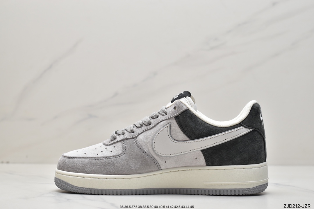 240 Nike Air Force 1 空军一号 DW0831-896 白灰黑反光