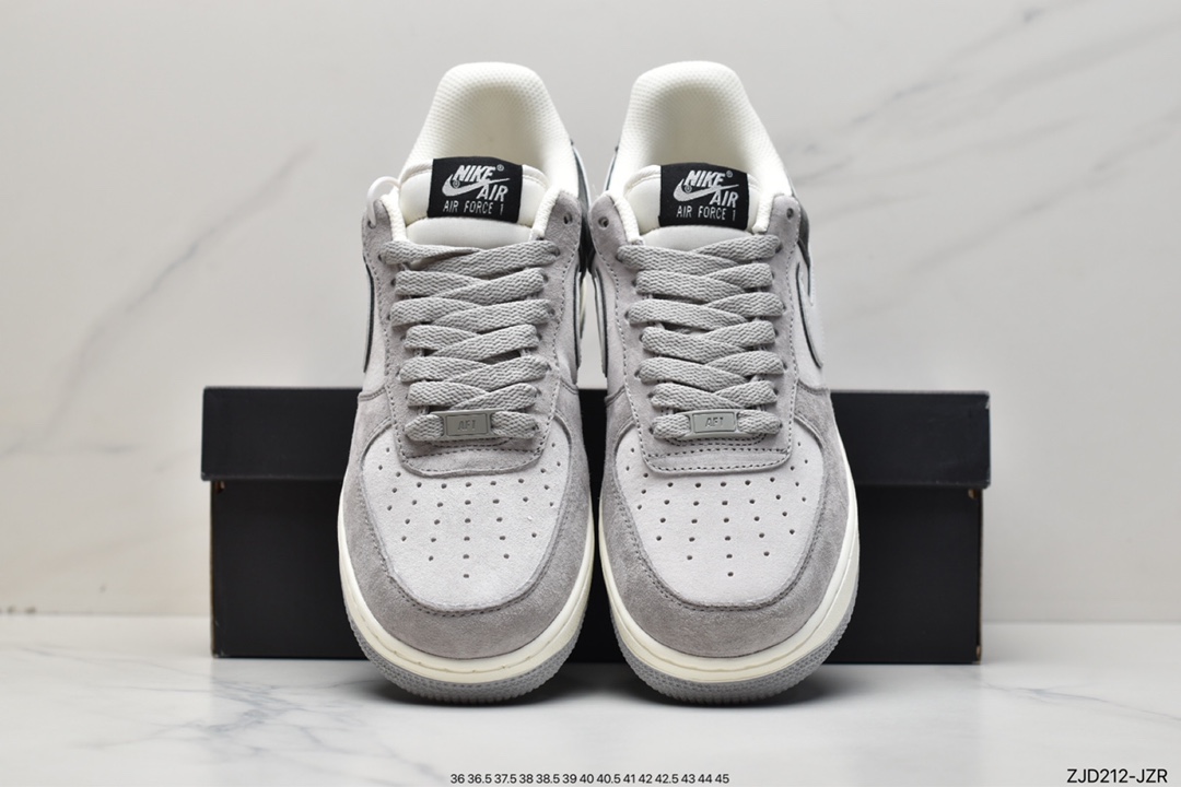240 Nike Air Force 1 空军一号 DW0831-896 白灰黑反光
