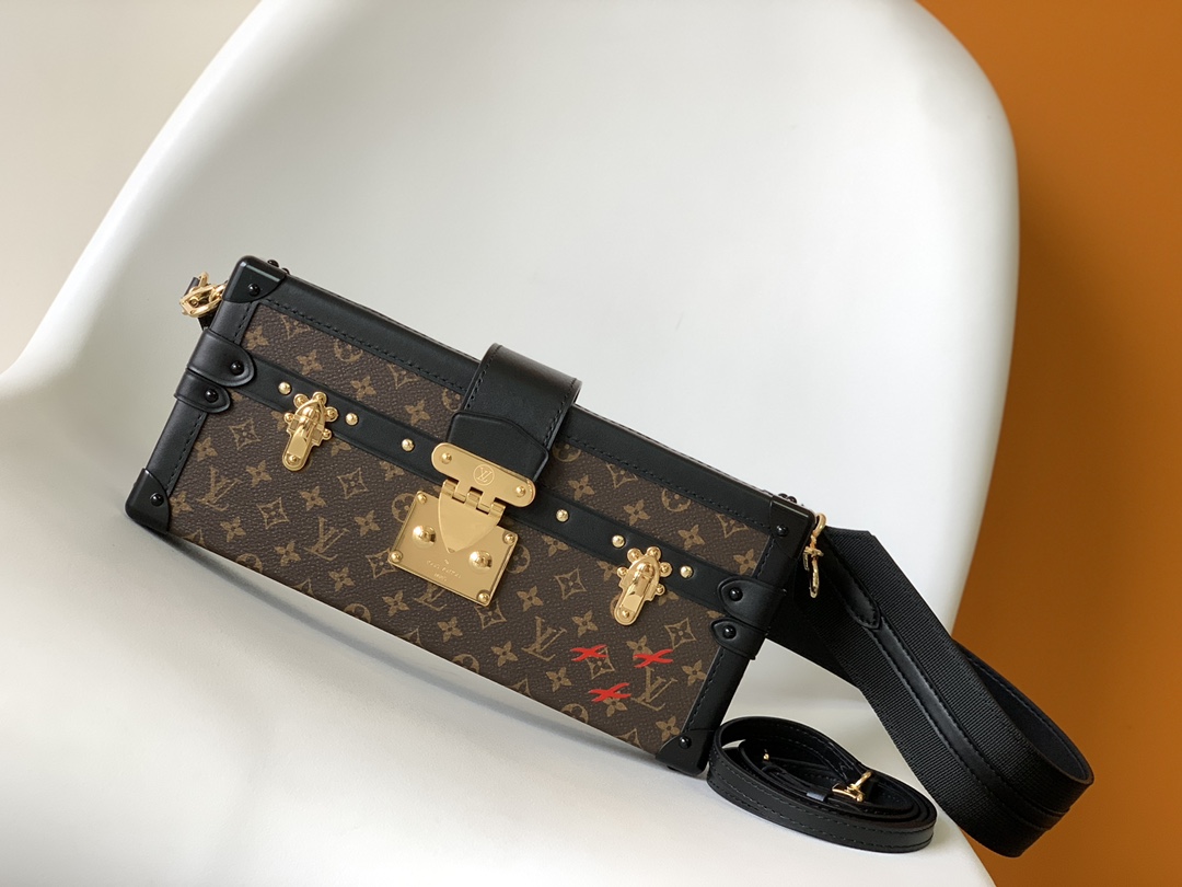 mirror quality
 Louis Vuitton LV Petite Malle Bags Handbags Hot Sale
 Monogram Canvas Spring/Summer Collection M46120