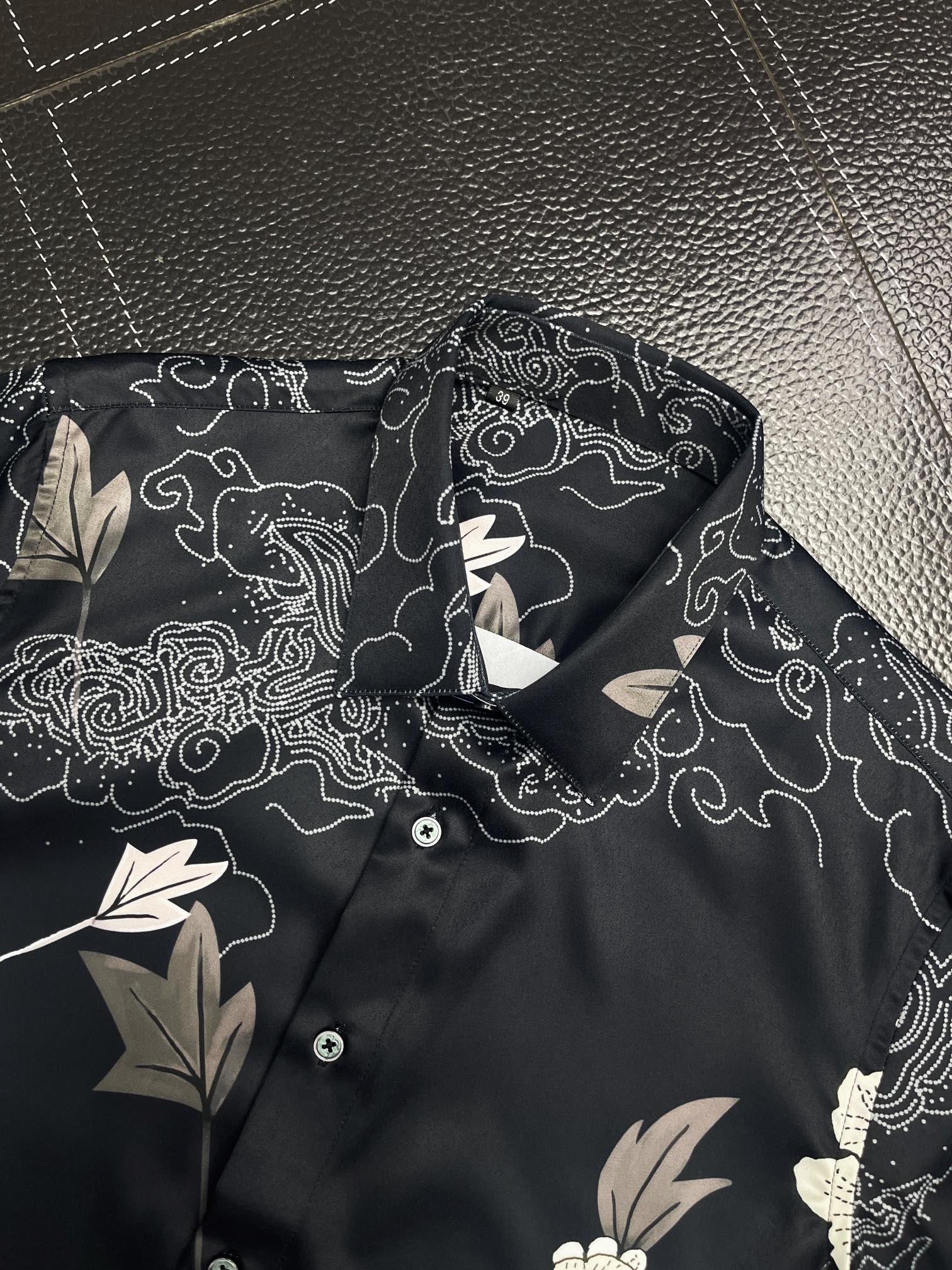 路易威登 Louis Vuitton 高定典藏名品高定成衣时装外套连衣裙衬衫T恤 #BF6F5F69 4