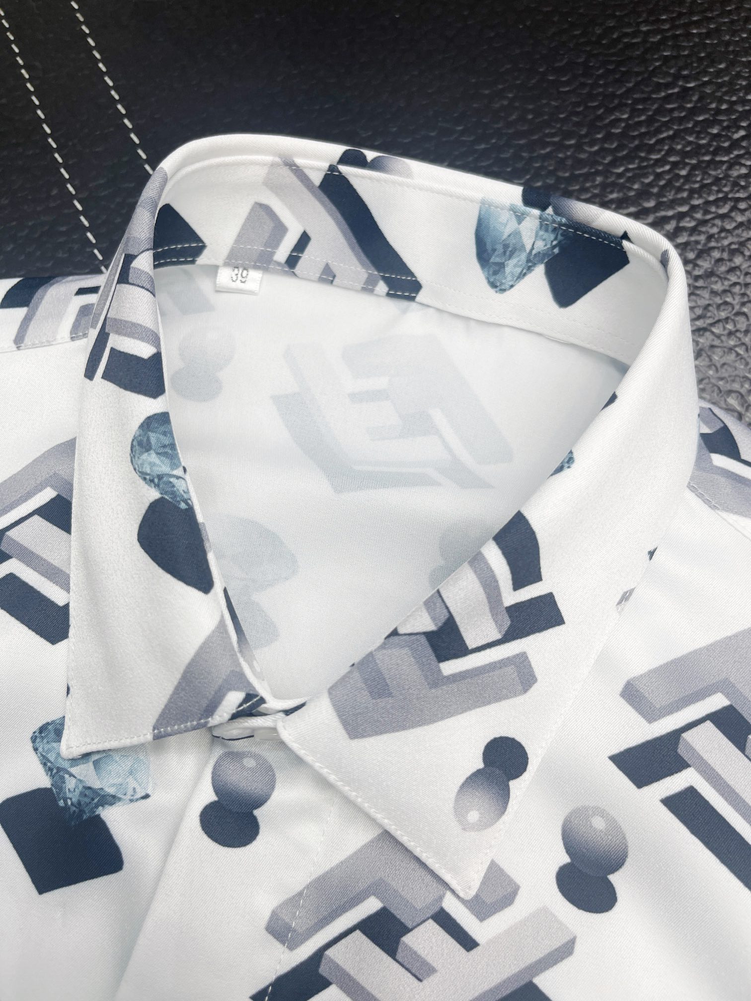 Louis Vuitton Haute Couture Haute Couture Ready-to-Wear Clothing Dress 5