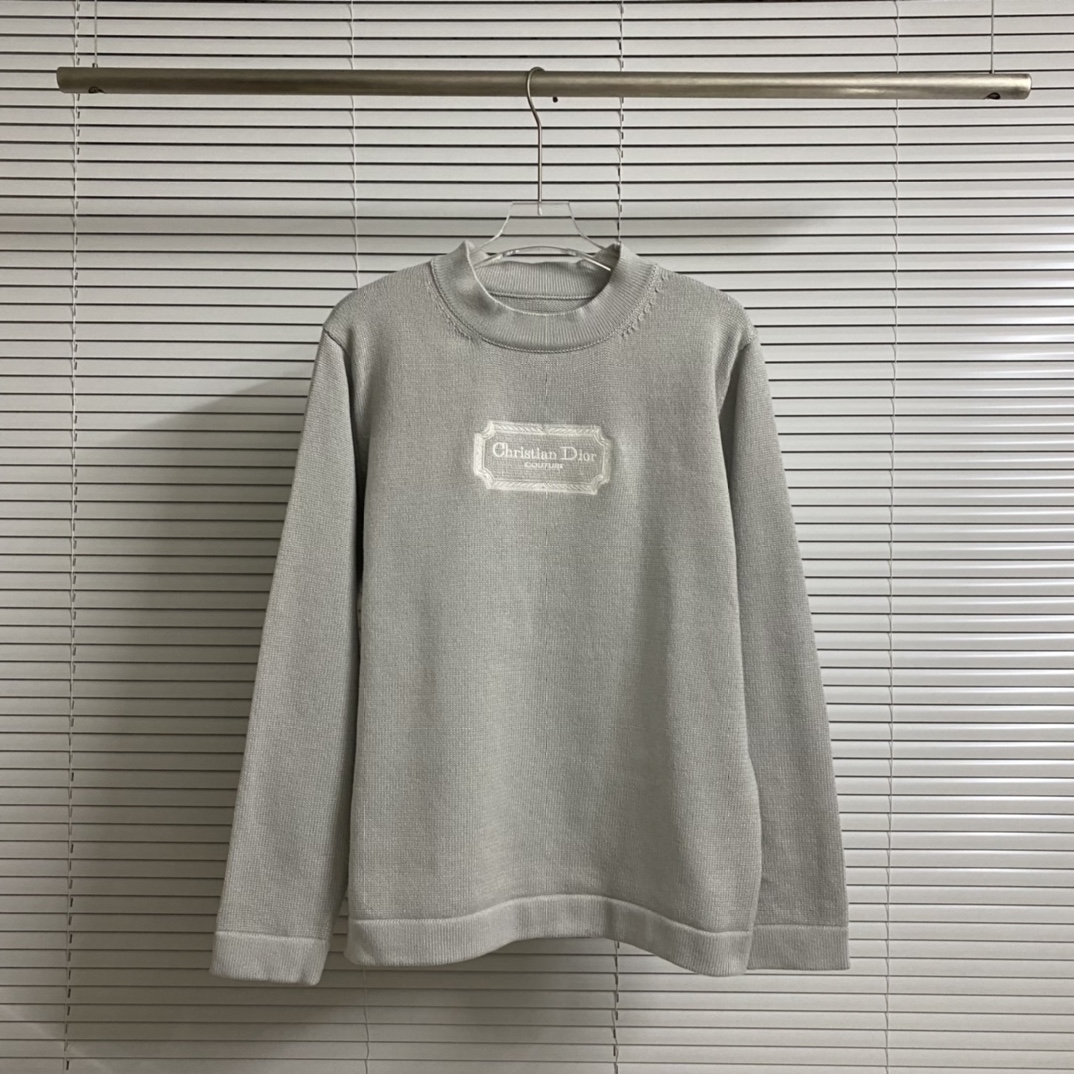 Jersey Dior DR con cuello redondo y logo de letras bordado a cuadros en el pecho Color: Negro Gris Talla: S M L XL XXL