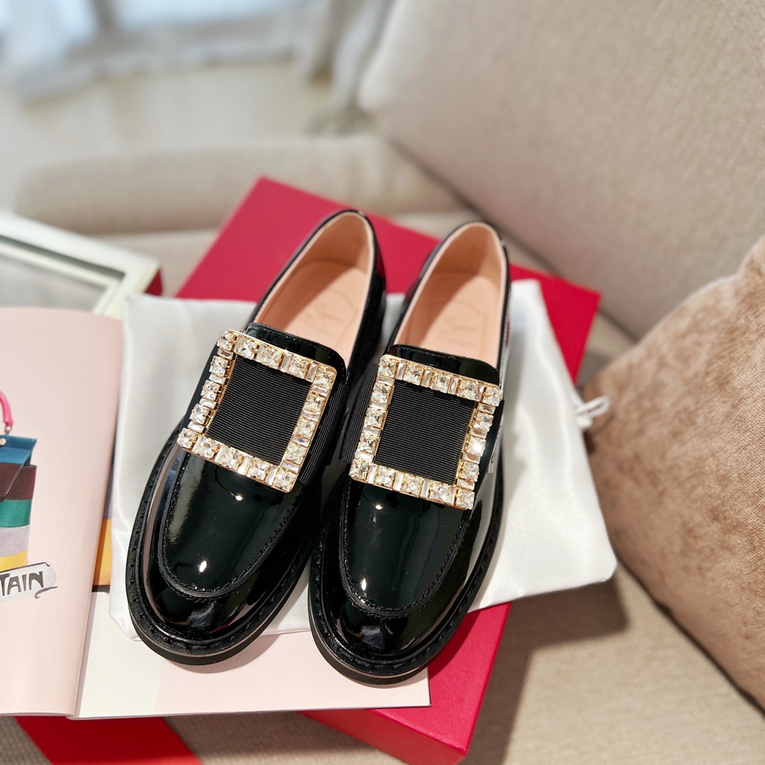 Roger Vivier найвышэйшая версія лофераў  замша/лакаваная скура  арыгінальны EVA  скураны рант  столік якасці
