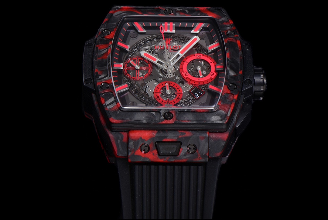 NO:384110,Produced by HB Factory HUBLOT Big Bang Soul Series Red Carbon Fiber Watch Limited Edition HB1 New Product Limited Edition 28 pieces, only for China. The new model uses the BIG BANG Soul Series classic barrel-shaped case, made of special carbon fiber material added with red microglass. Hublot's homemade HUB movement is clearly visible through the case, and the beauty of extraordinary mechanical structure is fully visible. BIG  The BANG Soul Series Red Carbon Fiber Watch uses bold red, presenting a stunning and strong visual impact effect. The internal precision mechanical structure is clearly presented through the case through the transparent clearness. The red hands and hour hand scale design make the entire surface emit a strong rhythm and architectural sense, showing the extraordinary charm of time. The watch is equipped with a 30-minute and 12-hour chronograph dial at 3 o'clock and 6 o'clock respectively, and can be recorded separately to 11 hours, 29 minutes and 59 seconds; the second hand dial is equipped with a 9 o'clock position, and the three dials and hands are also made of red materials, echoing the red HUBLOT Hublot logo at 12 o'clock. The watch can be replaced with two straps, including a fabric sports strap of the same color and a black structured rubber strap. In addition, the watch is equipped with a 'one-click' quick change strap system. The wearer can easily and quickly replace the strap with just a light press!  !  !  (Note Since the red cloth tape has not arrived, you can give a pair of red cloth tape based on the order record, only red carbon fiber models) Please confirm the best luxury gift for HB, please confirm the exclusive quality of HB.19860909HB 出品  HB Factory 宇舶（恒宝）HUBLOT Big Bang灵魂系列红色碳纤维腕表限量登场 HB1 全新臻品限量典藏28枚,仅限中国地区 新款沿用BIG BANG灵魂系列经典酒桶形表壳,由加入红色微玻璃的特殊碳纤维材质打造而成.宇舶表自制HUB机芯透过表壳清晰可见,非凡机械构造之美一览无遗. BIG BANG灵魂系列红色碳纤维腕表采用大胆的红色,呈现出令人惊艳的强烈视觉冲击效果.内部精密机械结构透过剔透通过表壳清晰呈现,红色指针和时针刻度设计让整个表面发出强烈的节奏和建筑感,展现时间的非凡魅力.腕表在3点位置和6点位置分别设有30分钟和12小时的计时盘,最长可以单独记录至11小时29分59秒；9点位置设有秒针盘,三个表盘和指针同样选用红色材质,与12点位置的红色HUBLOT宇舶表的标志遥相呼应 腕表搭配两款表带可替换,包括同色系的织物运动表带及黑色结构化橡胶表带.此外,该款腕表配有“一键式”快速更换表带系统,佩戴者只需轻轻一按,即可以轻松快捷地替换表带！！！（备注由于红色布带没到,后期到货可凭订货记录赠送一副红色布带,只限红色碳纤维款）送礼最佳奢华推荐请认准HB独家品质,,Watch