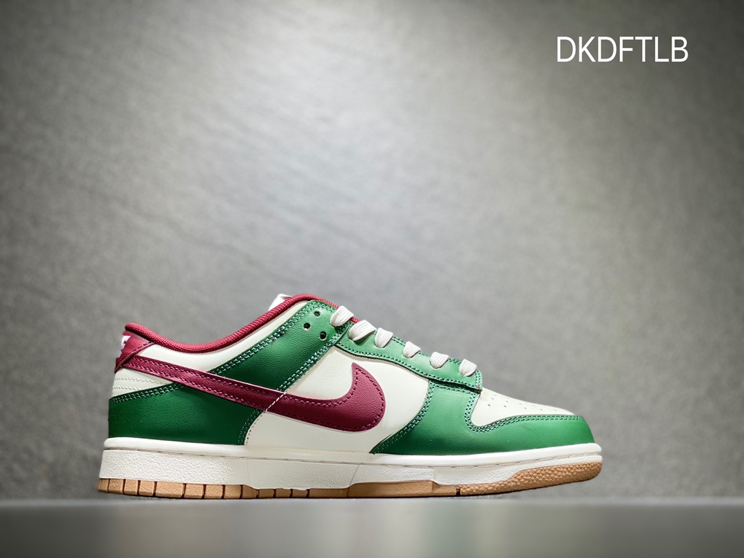 260 Nike SB dunk Low 低帮休闲运动滑板板鞋  FB7160-161