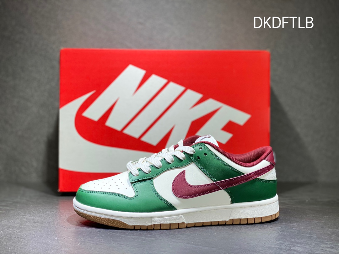 260 Nike SB dunk Low 低帮休闲运动滑板板鞋  FB7160-161