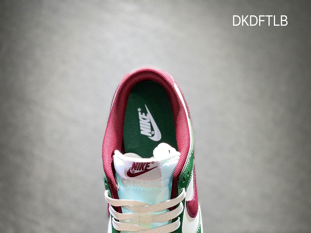 260 Nike SB dunk Low 低帮休闲运动滑板板鞋  FB7160-161