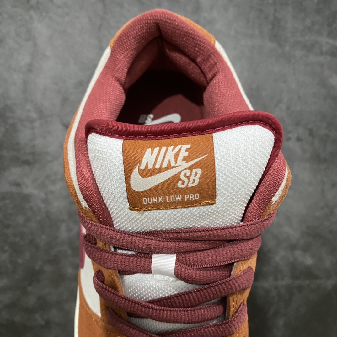 图片[8]-Top版本NK SB Dunk Low 棕色红勾 BQ6817-202 原盒原配 原材全套原楦原模倾力打造 采用原厂百宏鞋带以及原厂百宏织唛舌标 内标可供原厂几率过验3D打印鞋垫正确卡色 原厂中底布拉帮走线遵循公司钢印完美同步 尺码：36 36.5 37.5 38 38.5 39 40 40.5 41 42 43 44 44.5 45 46-选品中心