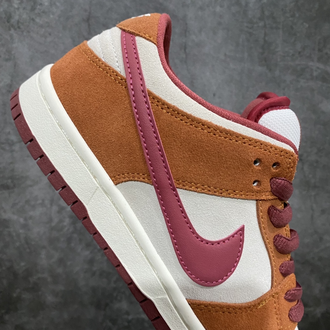 图片[7]-Top版本NK SB Dunk Low 棕色红勾 BQ6817-202 原盒原配 原材全套原楦原模倾力打造 采用原厂百宏鞋带以及原厂百宏织唛舌标 内标可供原厂几率过验3D打印鞋垫正确卡色 原厂中底布拉帮走线遵循公司钢印完美同步 尺码：36 36.5 37.5 38 38.5 39 40 40.5 41 42 43 44 44.5 45 46-选品中心