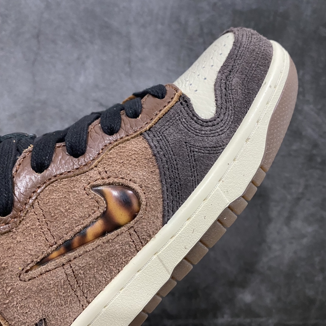 图片[6]-Bodega x Dunk High Legend 棕褐色缝合 CZ8125-200 #原楦原纸版开发版型 #采用进口荔枝纹头层皮与翻毛皮革鞋面材质 #原厂级拉帮中底效果 #正确后跟反口里弧度 #鞋垫背胶处理工艺及嵌入缓震乳胶+Sole真气垫装置# #内置Sole真气垫装置及耐磨防滑外底 尺码：36 36.5 37.5 38 38.5 39 40 40.5 41 42 42.5 43 44 44.5 45 46 47.5-选品中心