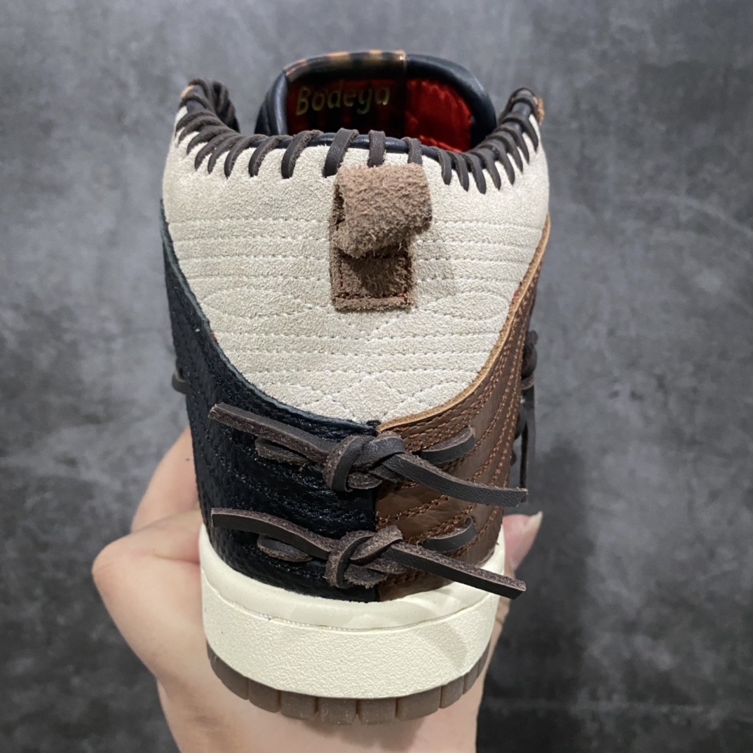图片[4]-Bodega x Dunk High Legend 棕褐色缝合 CZ8125-200 #原楦原纸版开发版型 #采用进口荔枝纹头层皮与翻毛皮革鞋面材质 #原厂级拉帮中底效果 #正确后跟反口里弧度 #鞋垫背胶处理工艺及嵌入缓震乳胶+Sole真气垫装置# #内置Sole真气垫装置及耐磨防滑外底 尺码：36 36.5 37.5 38 38.5 39 40 40.5 41 42 42.5 43 44 44.5 45 46 47.5-选品中心