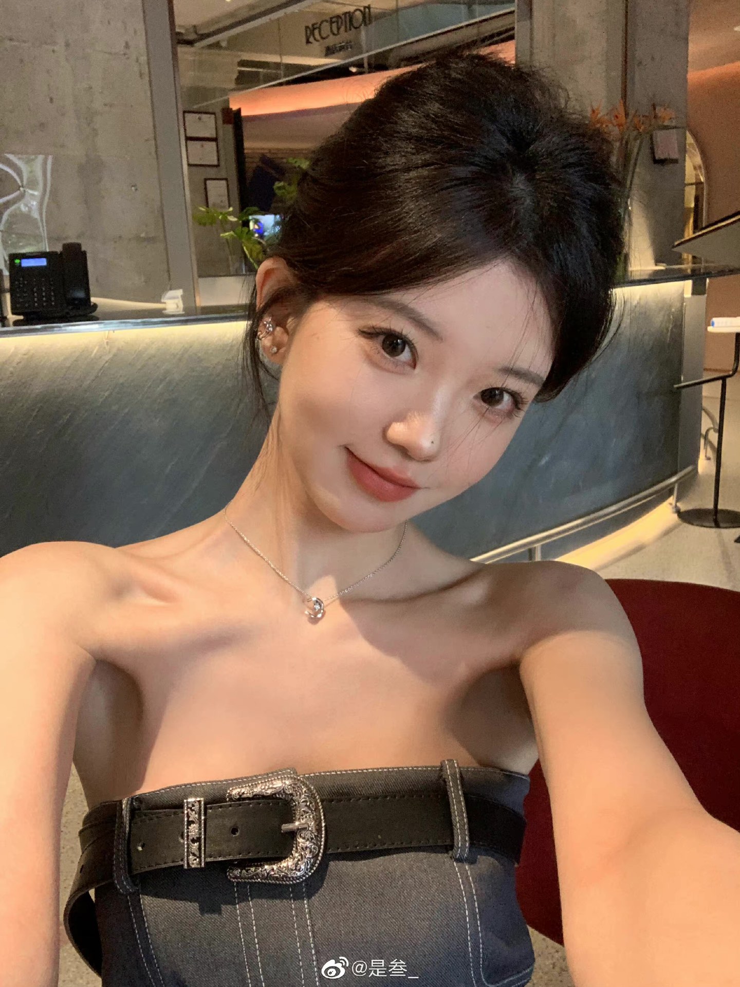 NO:634766,Coco crush white gold water ice moon necklace is super age-reducing, necklace, Cardia high-end jewelry19860909coco crush白金色水冰月项链超减龄哦,,necklace,卡迪亚高端饰品,Jewelry