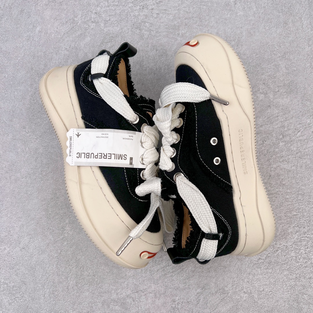 图片[3]-＃开春福利 SMILEREPUBLIC檀健次同款经典新款起司猫低帮开口笑厚底帆布鞋 新晋街头鞋履品牌SMILEREPUBLIC Canvas 系列 以 SMILE 为灵感来源 捕捉潮流 主打柔软的帆布设计 有裁切的羊毛流苏与独特编织技艺 超软水染牛皮内里 注塑成型鞋垫 4cm厘米外增高效果橡胶鞋底 尺码：35 36 37 38 39 40 41 42 43 44-选品中心