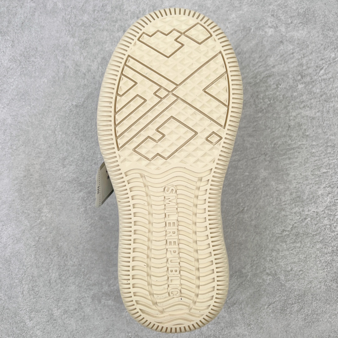 图片[9]-＃开春福利 SMILEREPUBLIC檀健次同款经典新款起司猫低帮开口笑厚底帆布鞋 新晋街头鞋履品牌SMILEREPUBLIC Canvas 系列 以 SMILE 为灵感来源 捕捉潮流 主打柔软的帆布设计 有裁切的羊毛流苏与独特编织技艺 超软水染牛皮内里 注塑成型鞋垫 4cm厘米外增高效果橡胶鞋底 尺码：35 36 37 38 39 40 41 42 43 44-选品中心